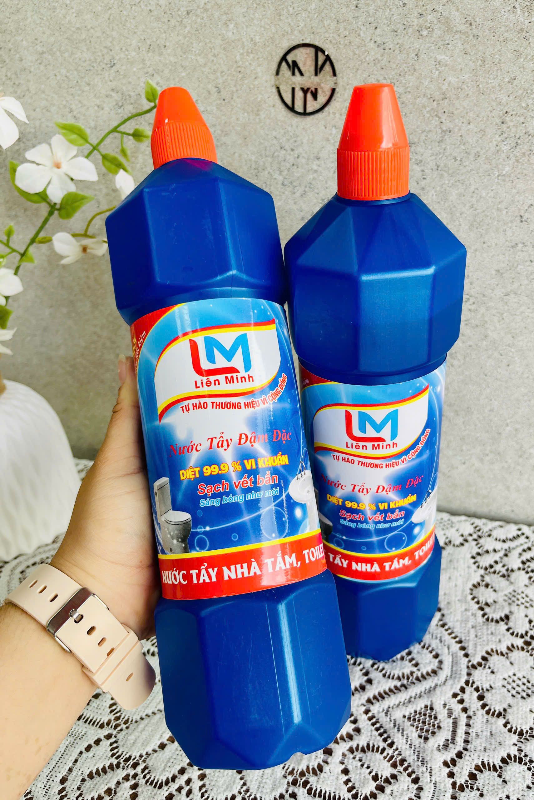 KM NƯỚC TẨY CẦU NHÀ TẮM CHÍNH HÃNG CTY LIÊN MINH (2) (thùng 12chai) '
