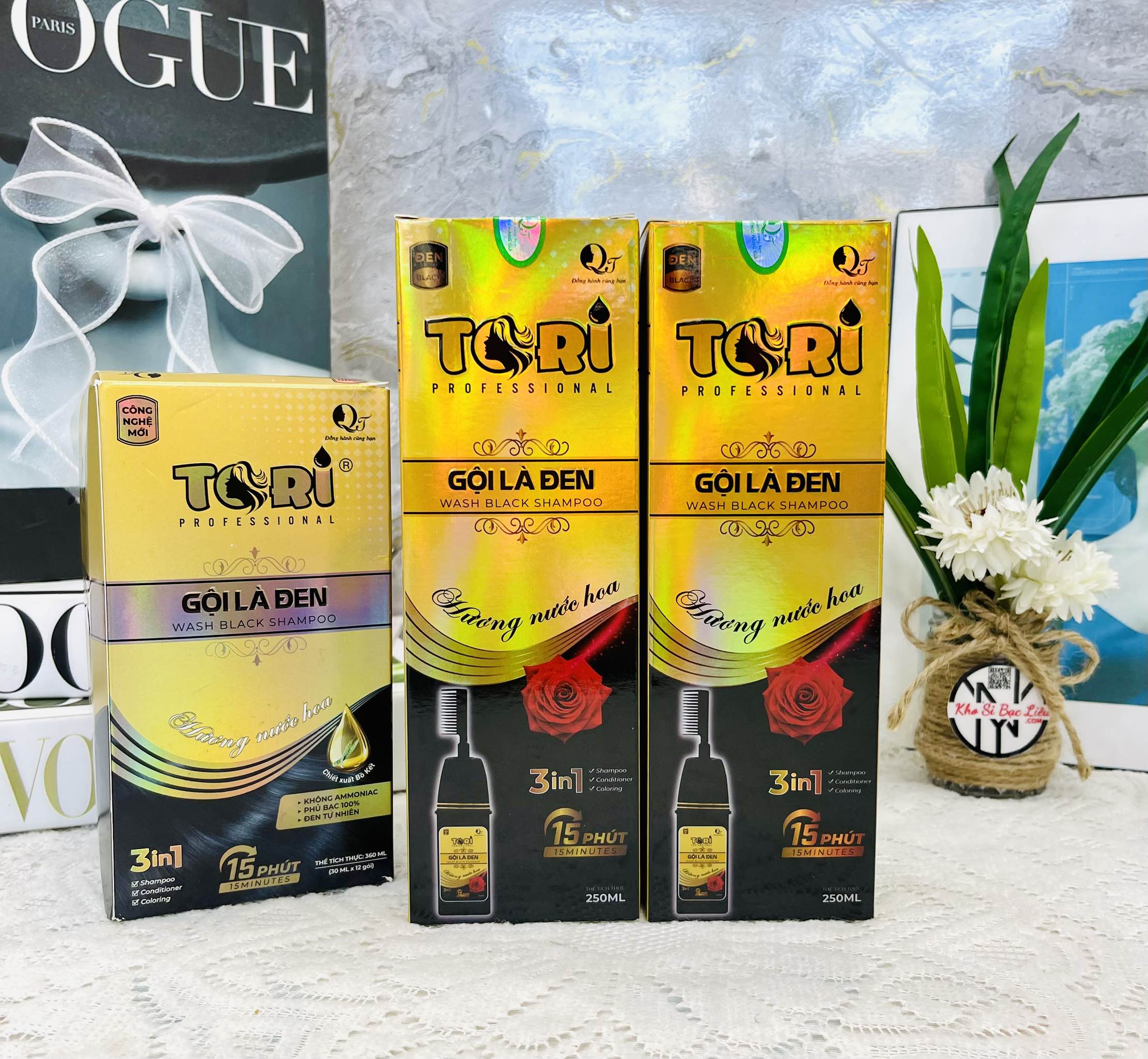 CHAI GỘI LÀ ĐEN TÓC HƯƠNG NƯỚC HOA CÓ LƯỢC CTY TORI 250ml