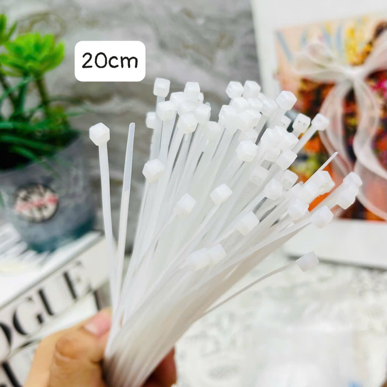 Dây Rút Trắng 70-80 Sợi 20cm (1)