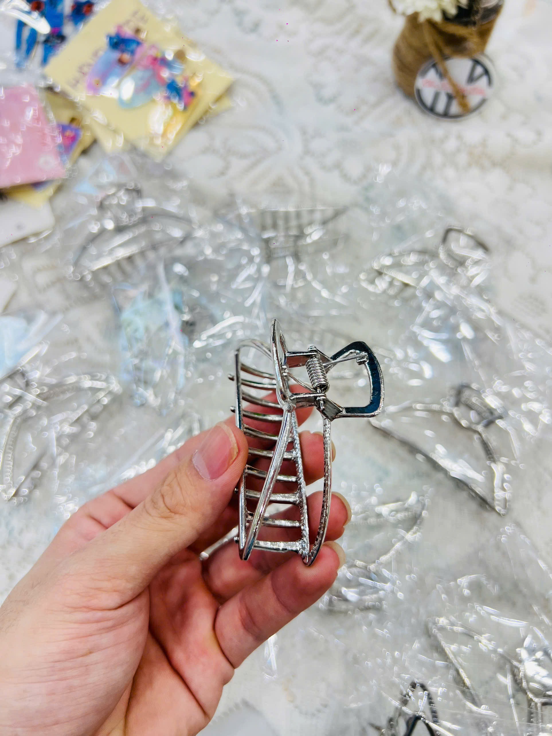 KẸP SẮT TRƠN ĐỒNG GIÁ (2)