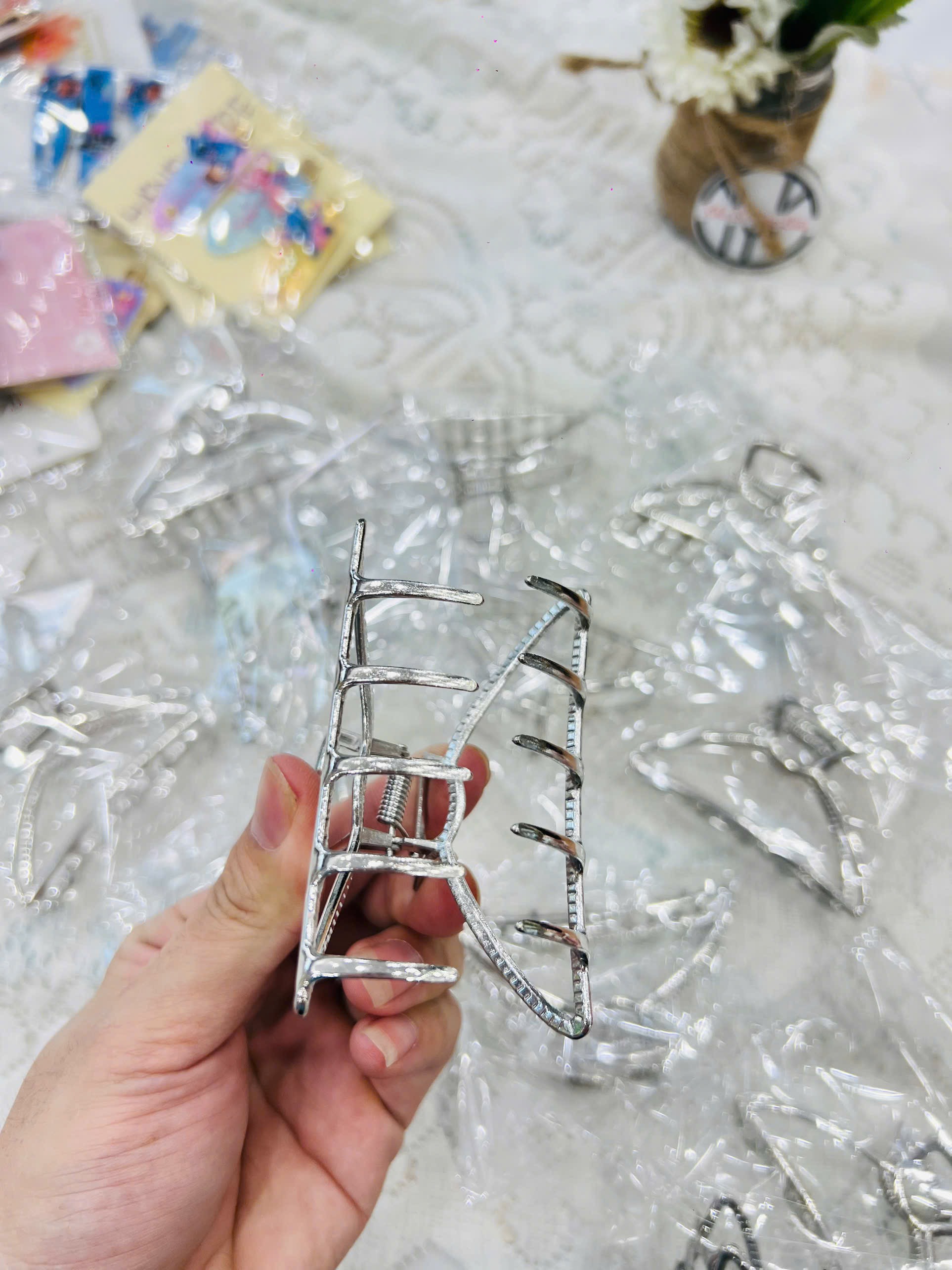 KẸP SẮT TRƠN ĐỒNG GIÁ (2)