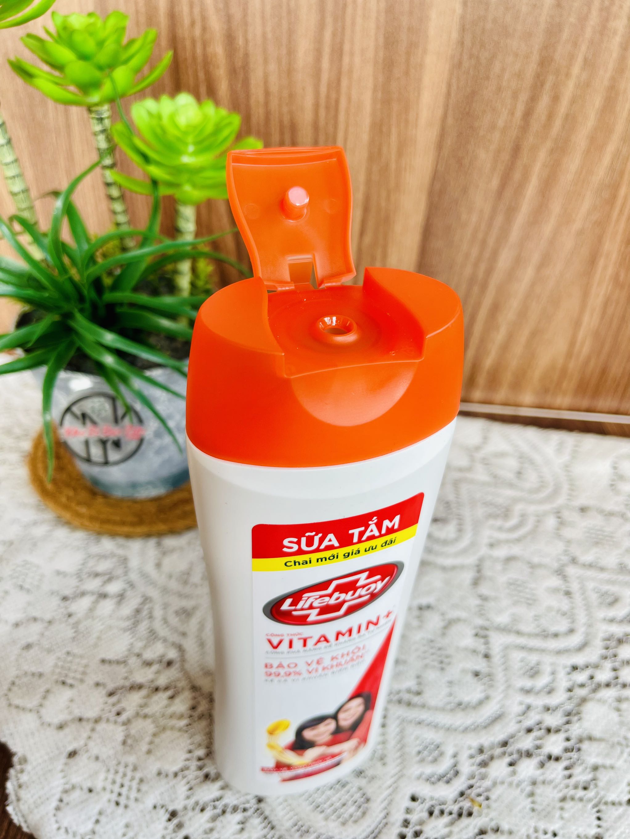 SỮA TẮM LIFEBUOY 350g BẢO VỆ VƯỢT TRỘI