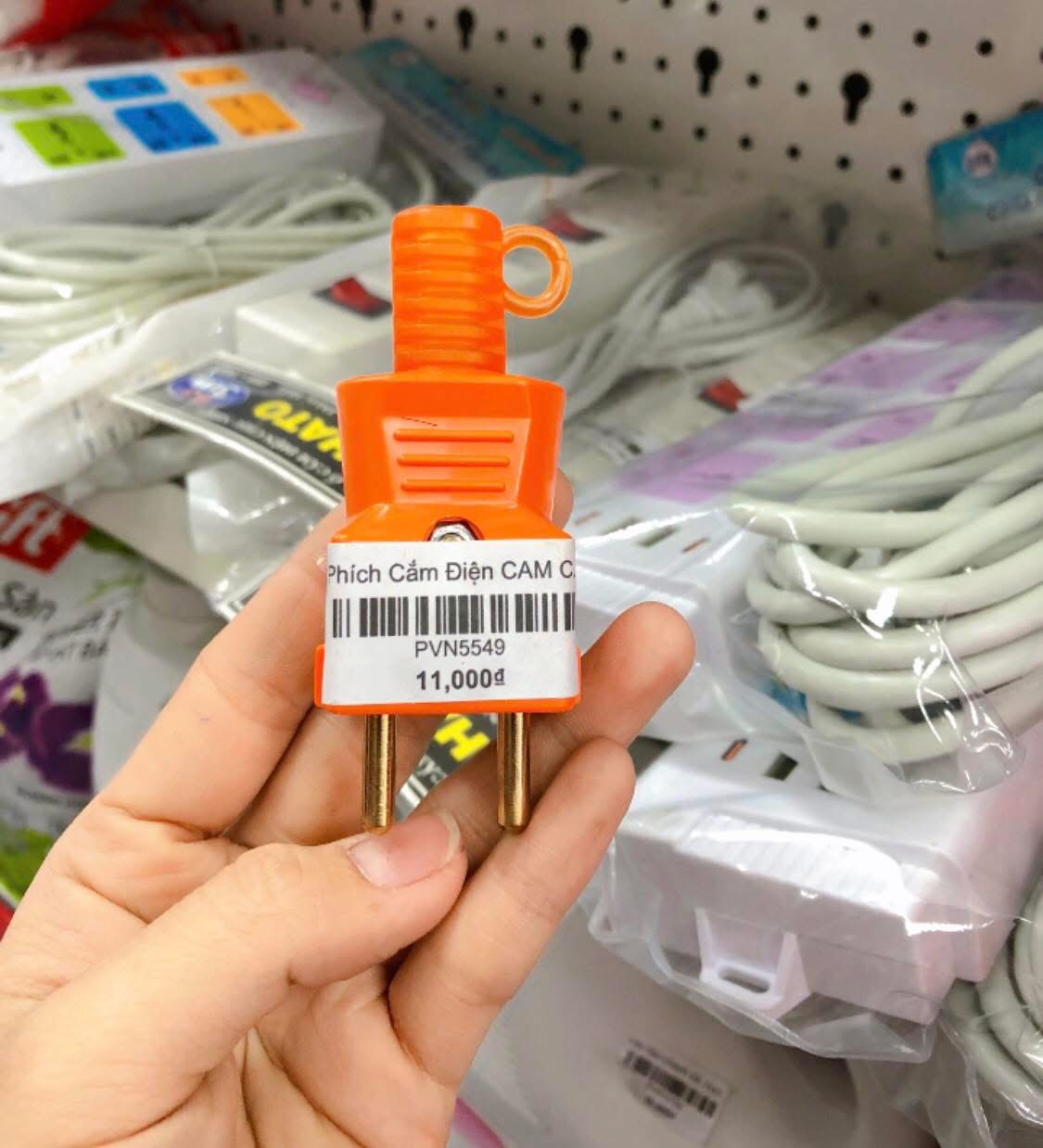 Phích Cắm Điện CAM Chịu Tải Lõi Sứ 6000W (1)