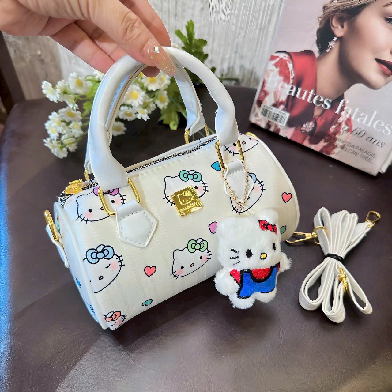 TÚI TRỐNG KITTY KÈM GẤU KITTY (10)