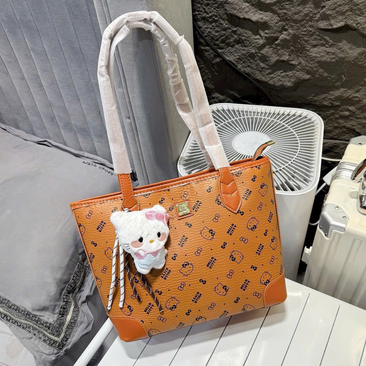 TÚI CÔNG SỞ KITTY ĐÁY CỨNG (10)