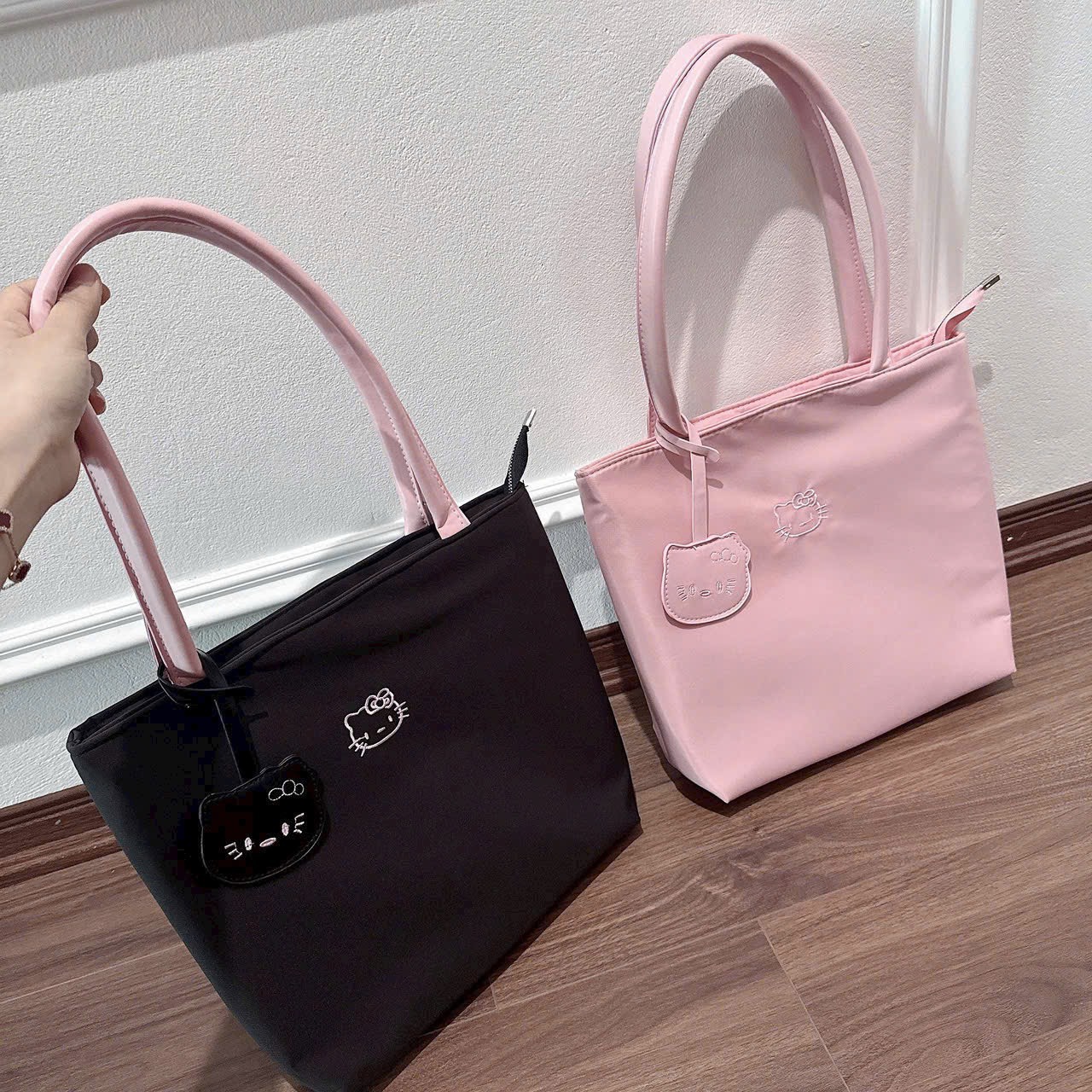 TÚI CÔNG SỞ TOTE KITTY TRƠN KÈM TAG GƯƠNG (10)