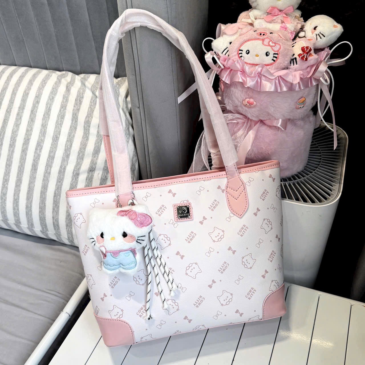 TÚI CÔNG SỞ KITTY ĐÁY CỨNG (10)