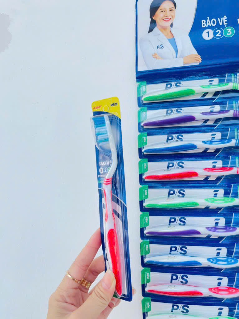 BÀN CHẢI ĐÁNH RĂNG P/S 123 11k (0.5) "