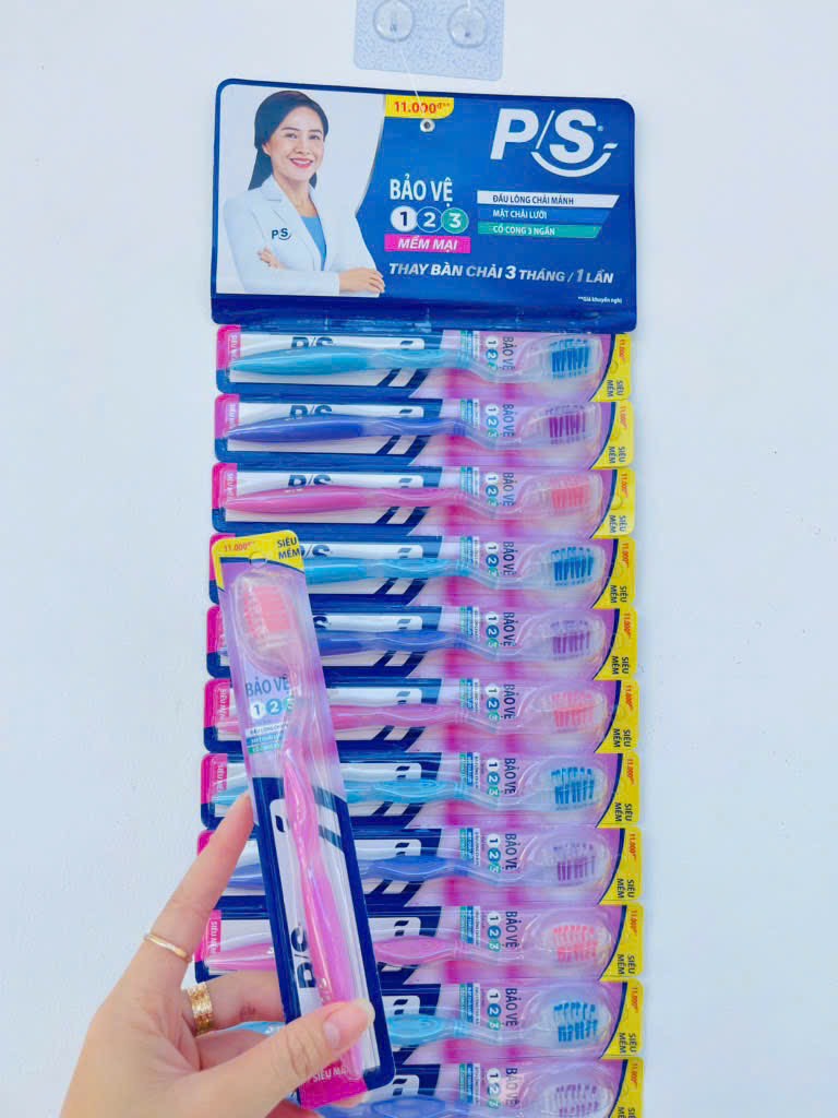 BÀN CHẢI ĐÁNH RĂNG P/S 123 11k (0.5) "