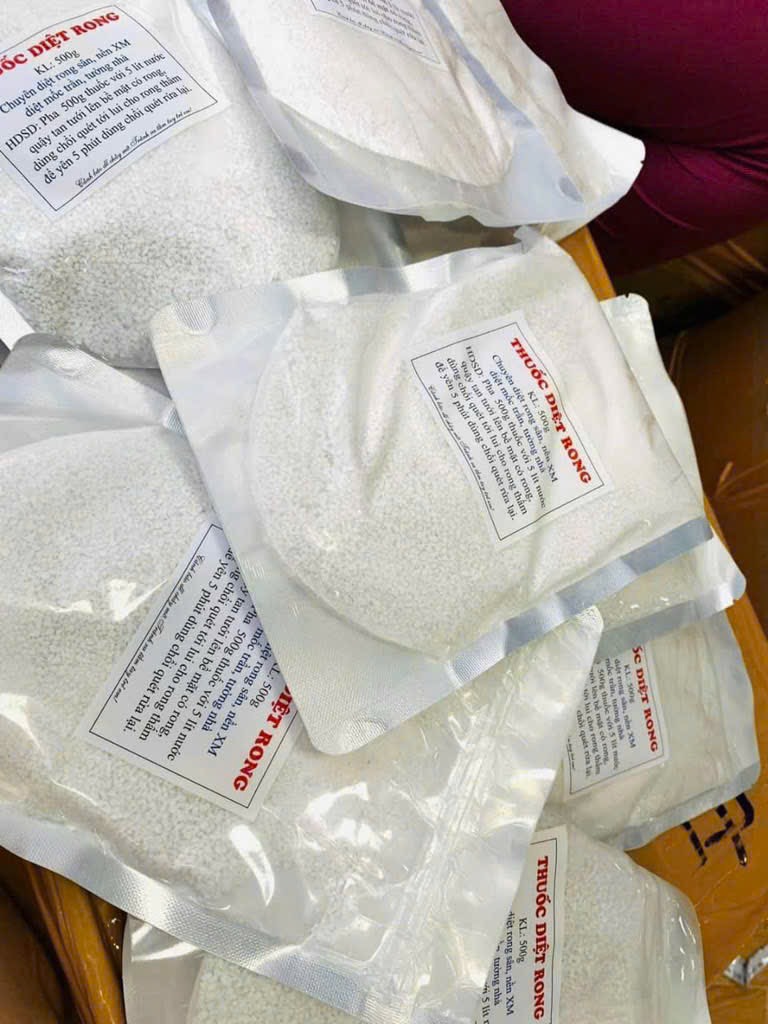 KM Bột Tẩy Rong Rêu 500g (3)