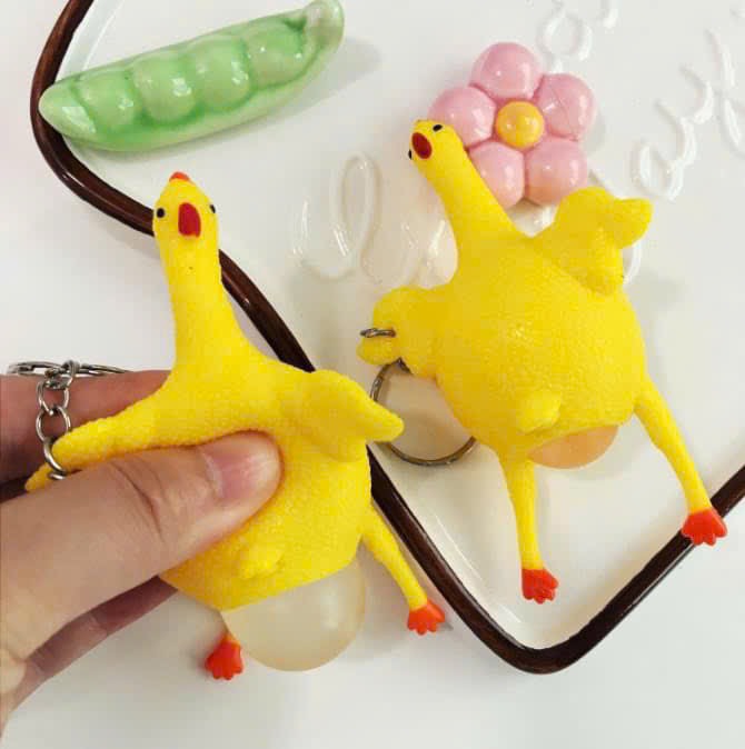 Móc Khoá Gà Đẻ Trứng (1)