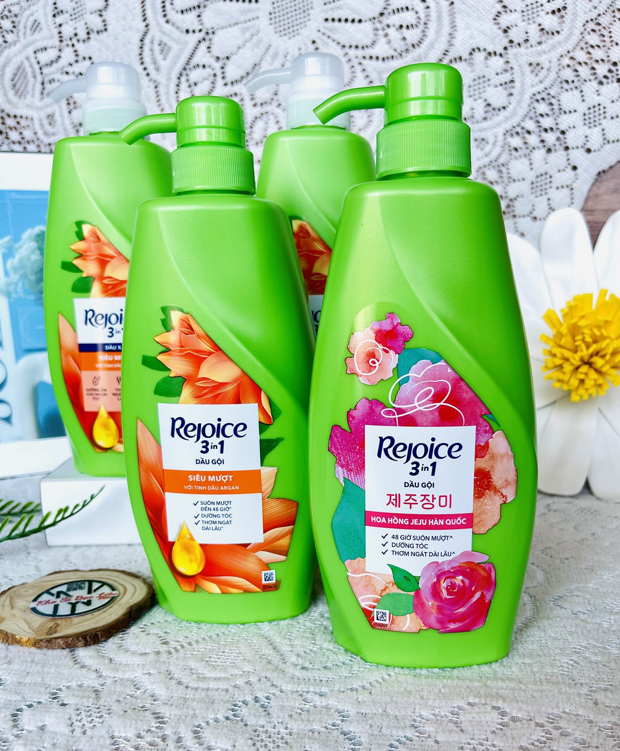 CHAI DẦU GỘI - XẢ REJOICE SIÊU MƯỢT HỒNG JEJU 630ml (5)