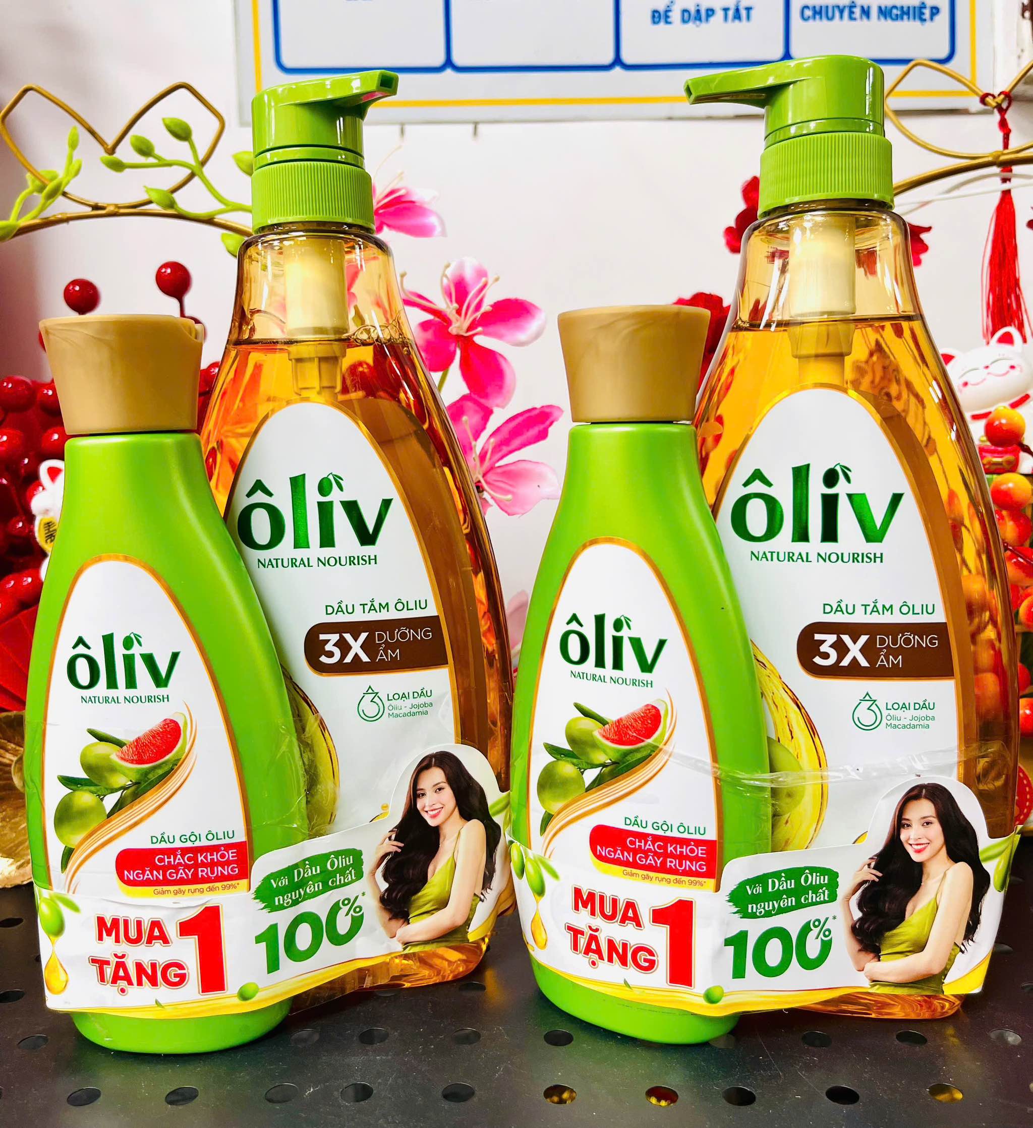 DẦU TẮM OLIU DƯỠNG ẨM 3X 650ML TẶNG DẦU GỘI OLIU 250ML