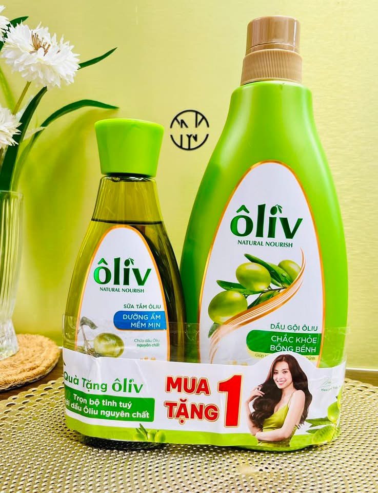 DẦU GỘI OLIU CHẮC KHOẺ BỒNG BỀNH 650ML TẶNG SỮA TẮM OLIU 250ML