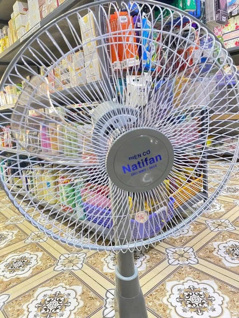 Quạt Đứng Lỡ Lớn Natifan B402 Xịn Bảo Hành 6Th (18) '