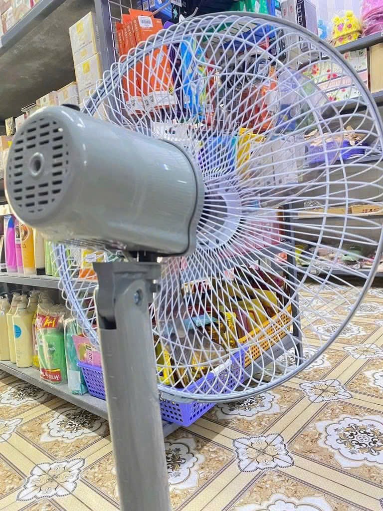 Quạt Đứng Lỡ Lớn Natifan B402 Xịn Bảo Hành 6Th (18) '