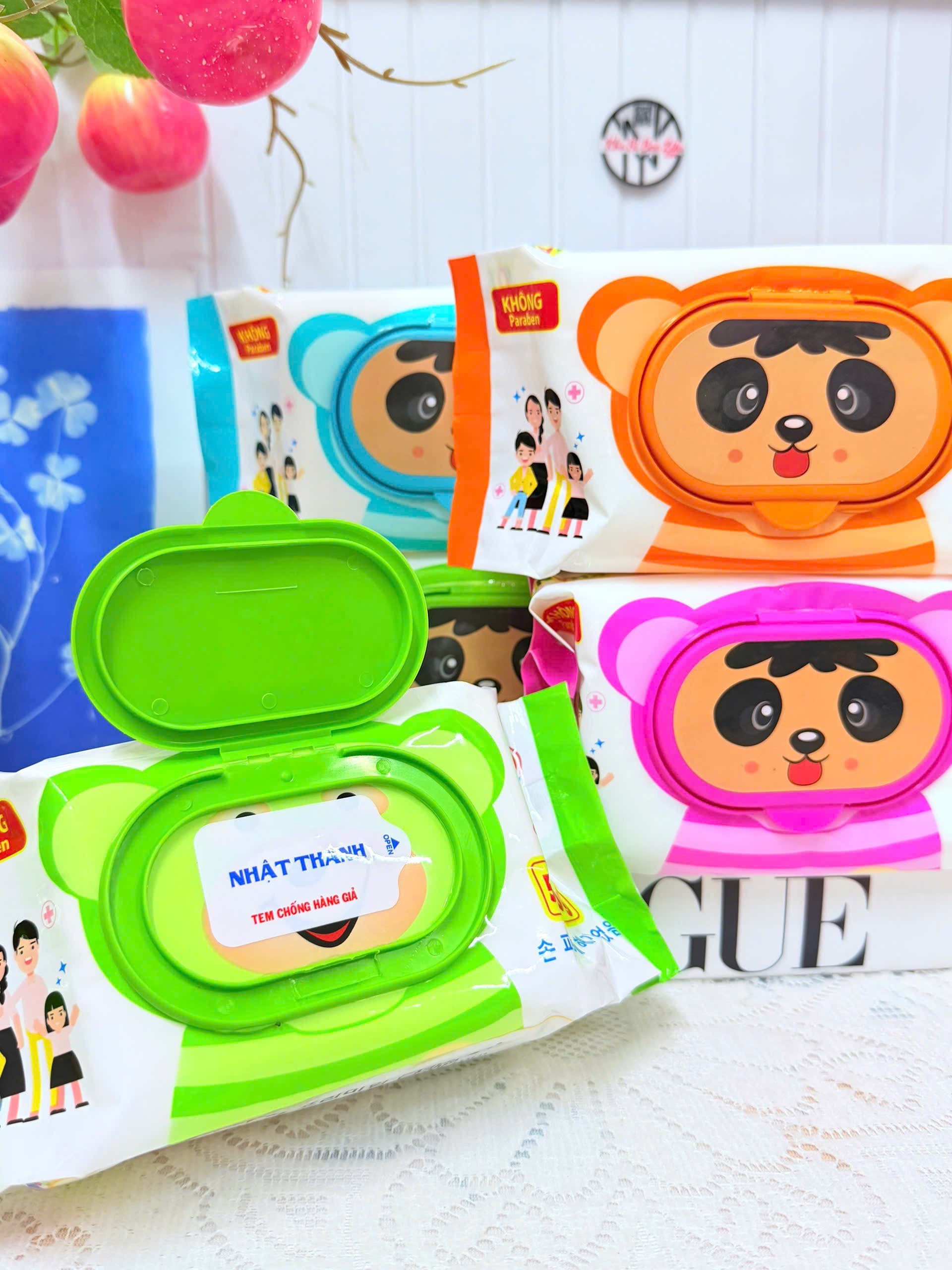 KM🎁Khăn Giấy Ướt Bịch Lớn 600 -650grm ( Trọng Lượng Giấy 250g) Baby không mùi ( MUA 4 TẶNG 1) ( TẶNG THÌ KO CK( 2)