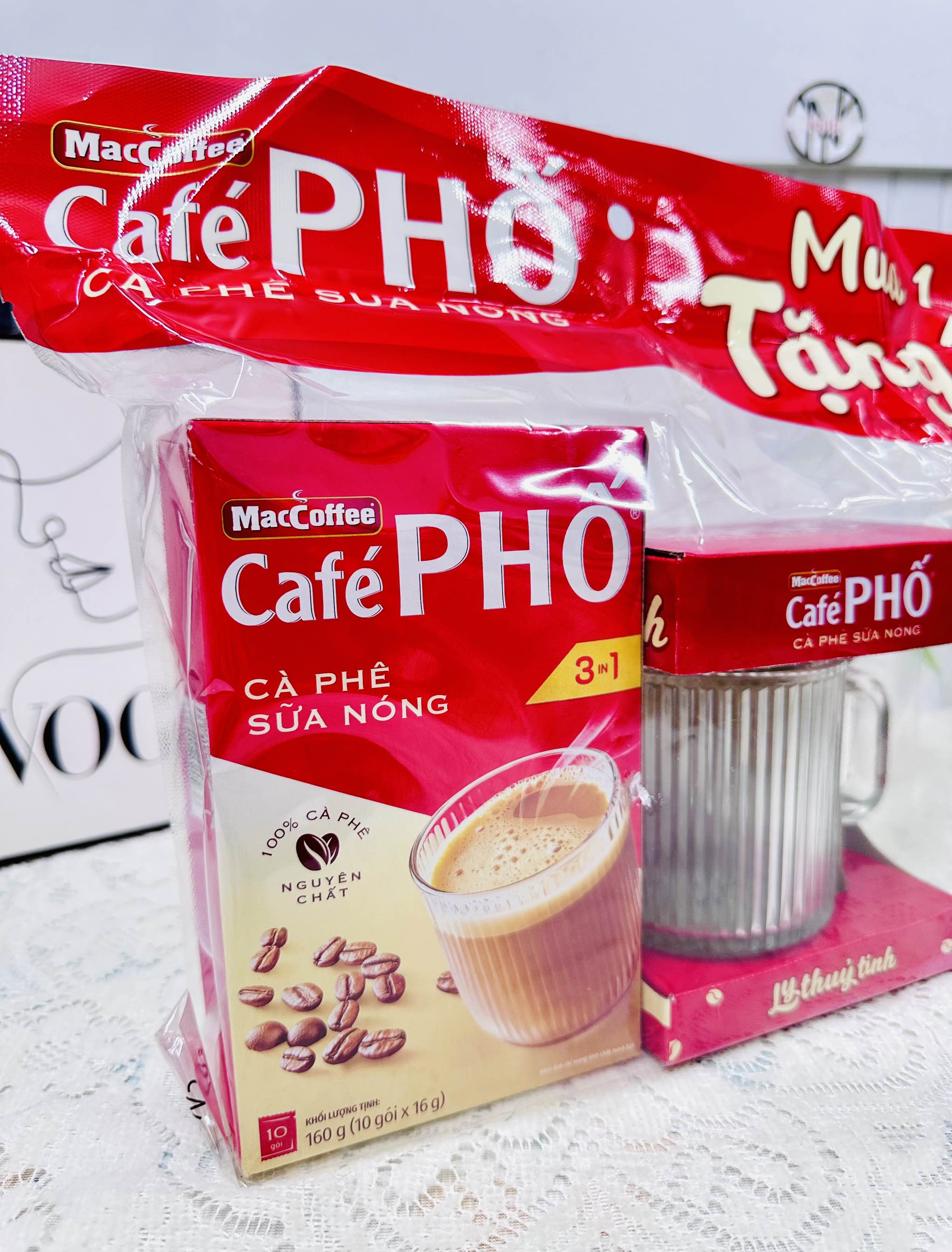 HỘP 10 GÓI CAFE PHỐ NÓNG ( CAFE SỮA ) TẶNG KÈM LY THUỶ TINH LỚN (2)