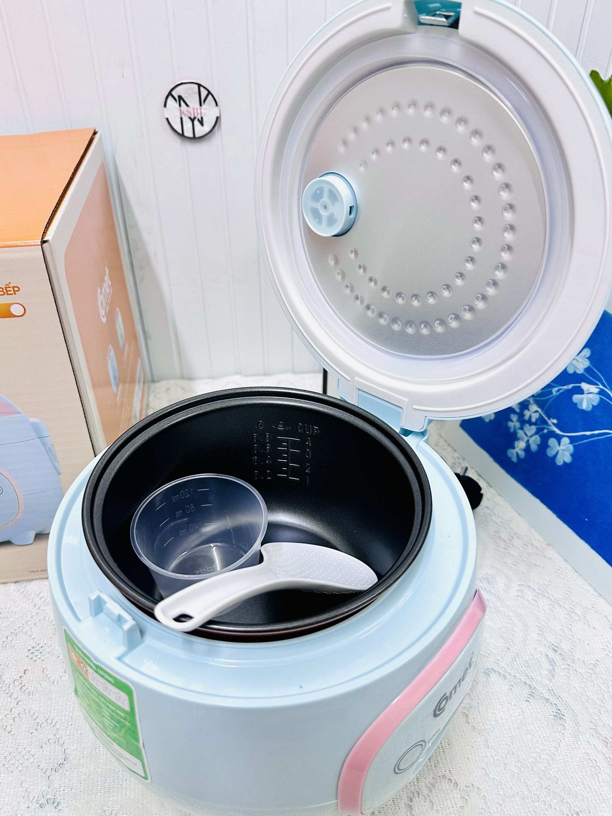 NỒI CƠM ĐIỆN COMET CM8006 0.8L CHÍNH HÃNG (20)