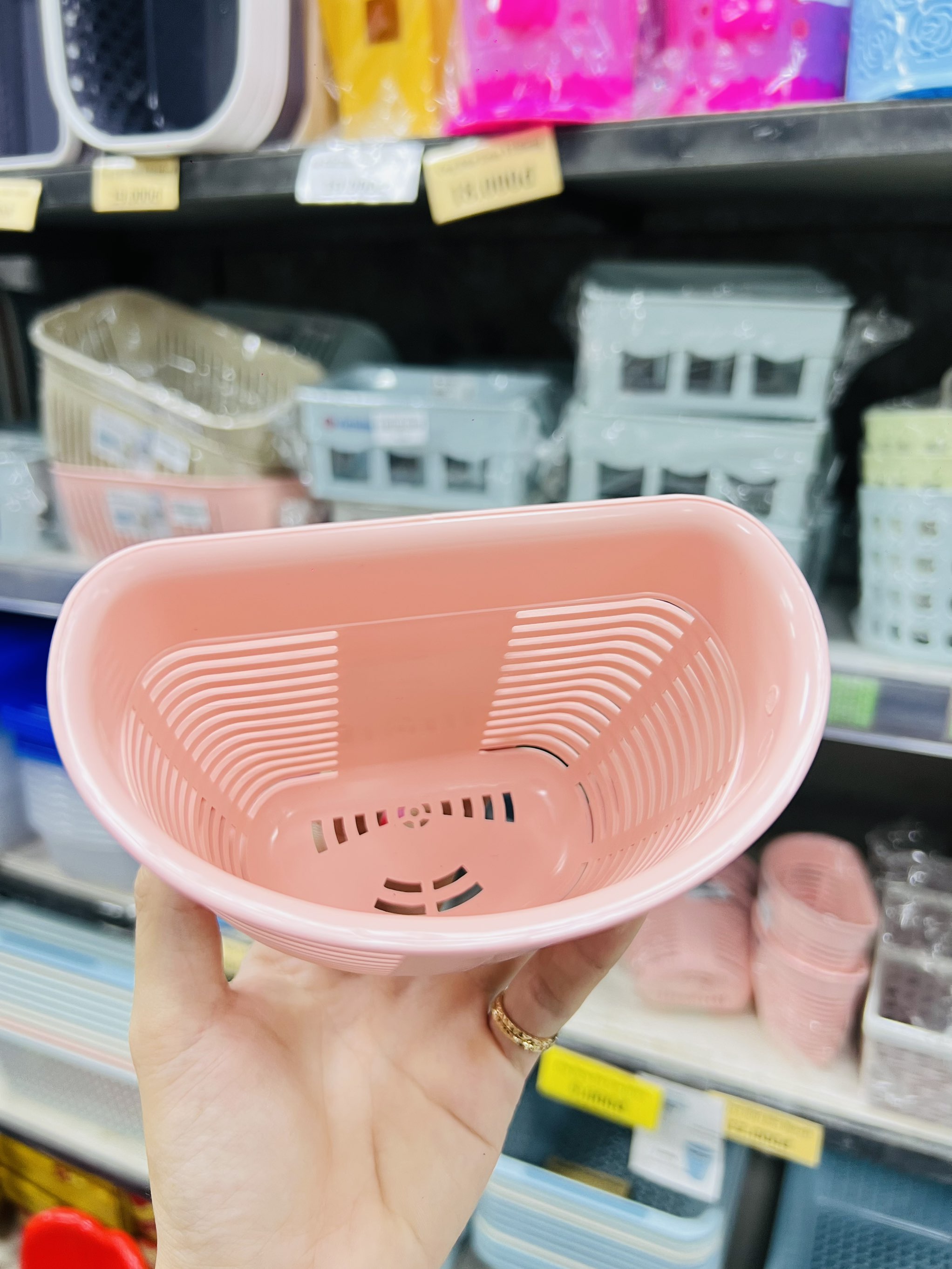 RỔ TREO HÌNH BÁN NGUYỆT HIWA (1)
