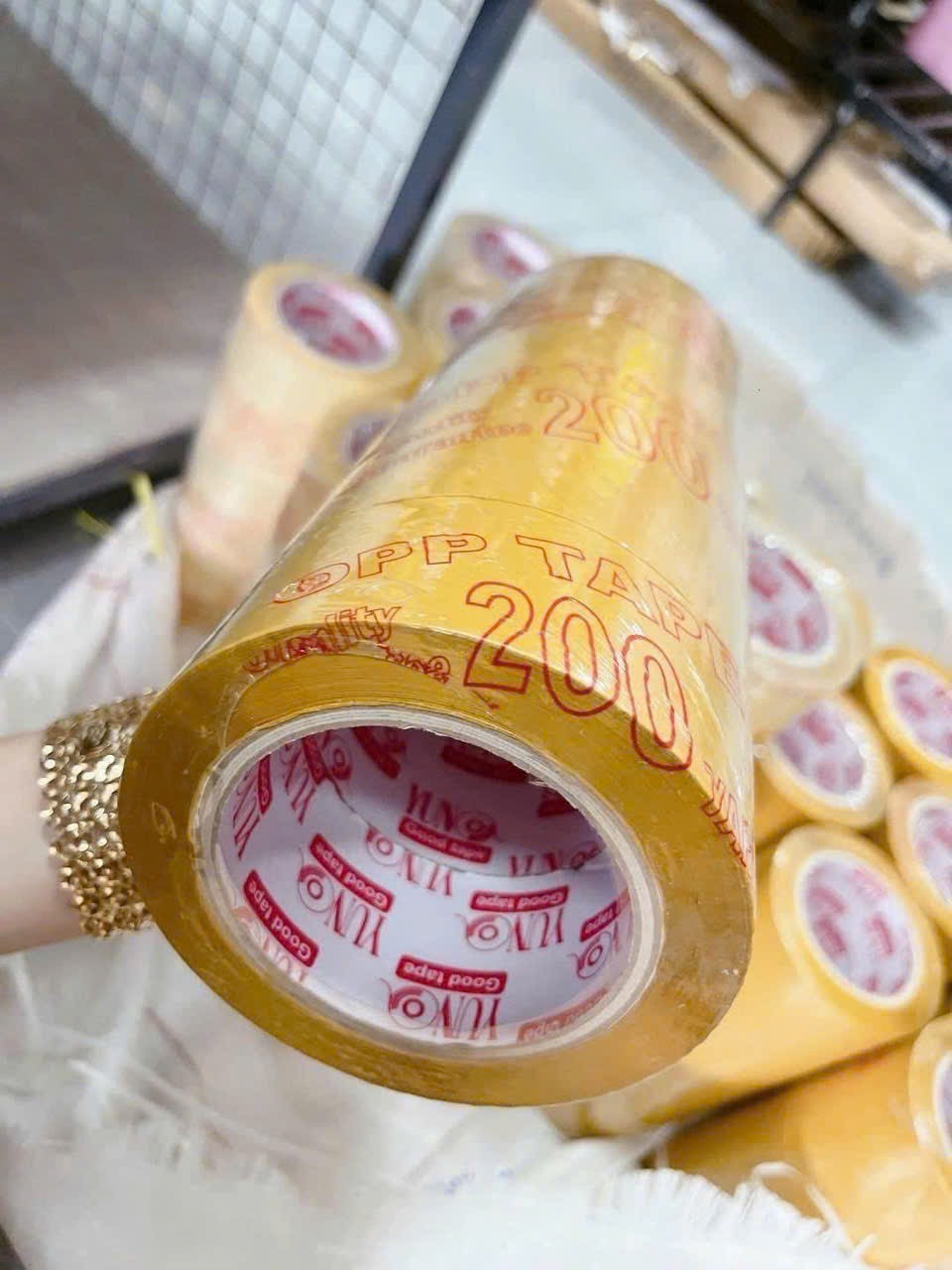 Băng keo 200 ya sịn dai (1)