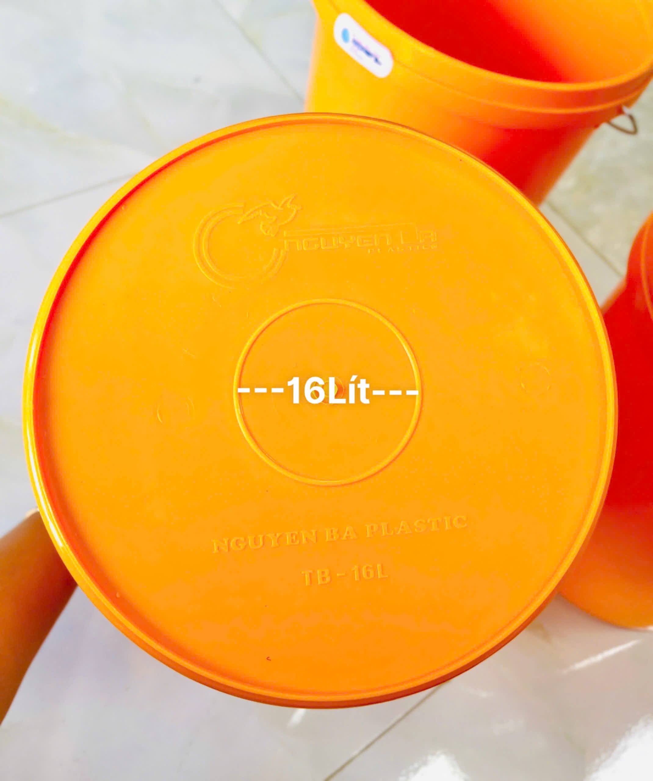 Thùng Bê, Xô Nhựa Vàng 16L Nguyên Ba , Dầy Nặng (5)