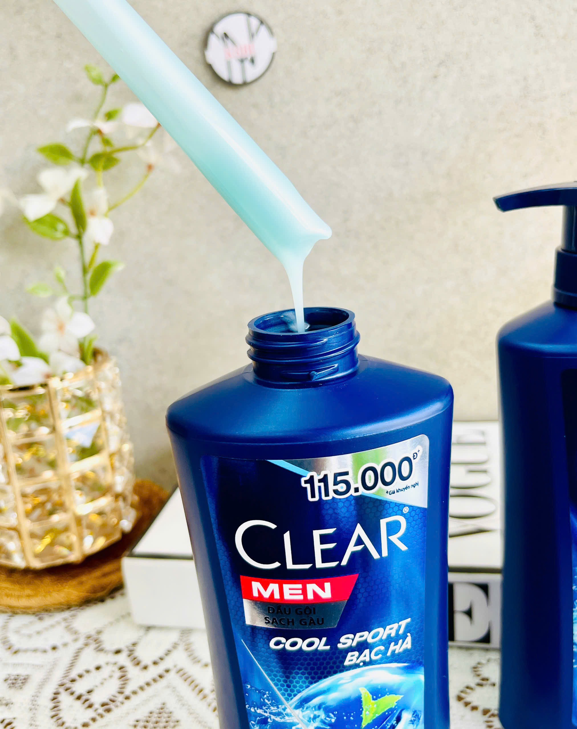 CHAI DẦU GỘI CLEAR MEN 350g BẠC HÀ 3X SẠCH GẦU (5)