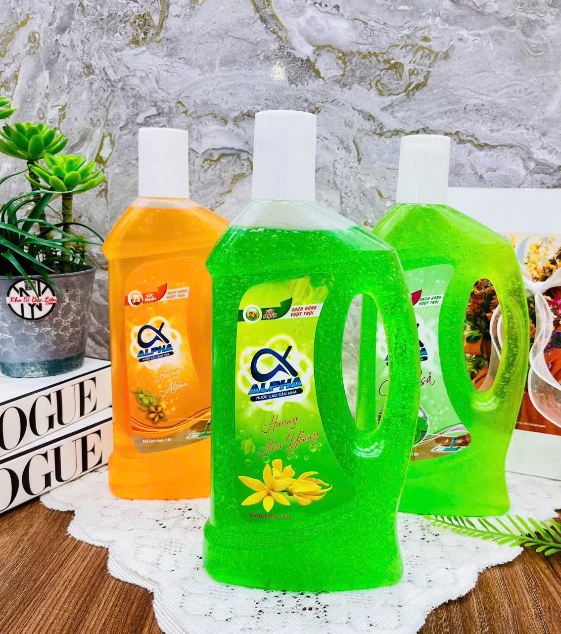 NƯỚC LAU SÀN ALPHA 1L CHÍNH HÃNG (2)