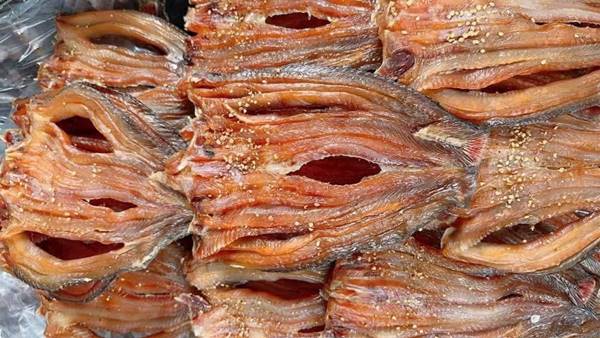 Cách Chọn Mua Khô Cá Lóc Và Mắm Cá Linh Ngon Chuẩn Vị Miền Tây
