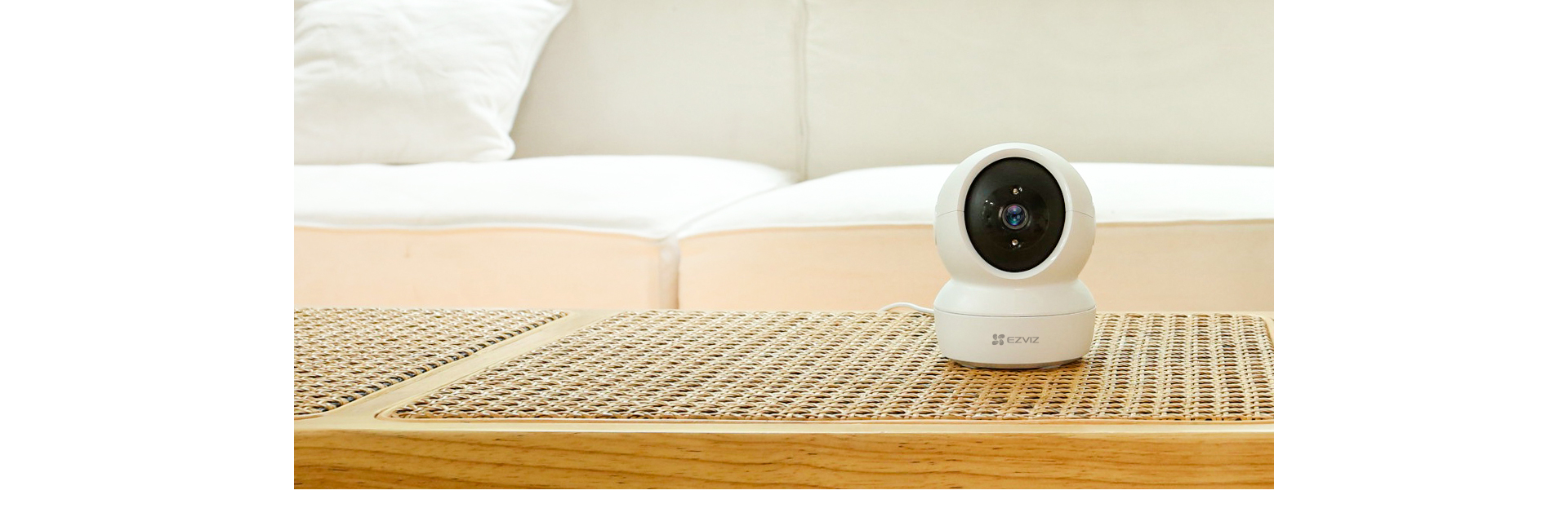 Camera quay quét wifi Ezviz H6C | Hàng chính hãng