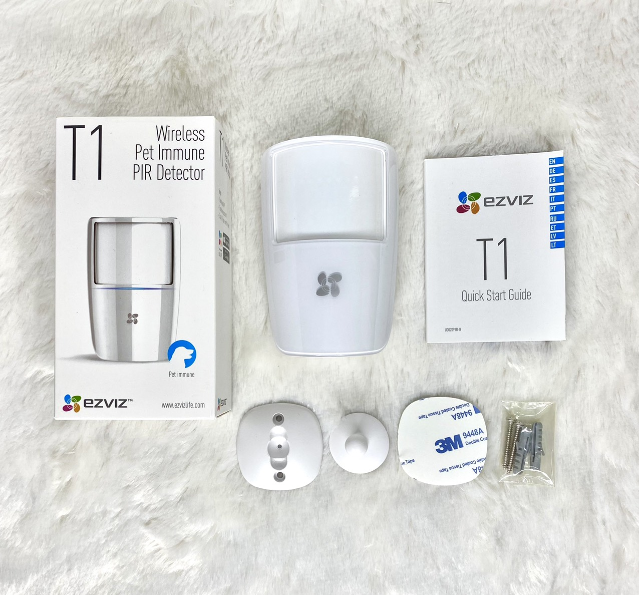 Cảm biến hồng ngoại PIR không dây Ezviz CS-T1-C/12M (APEC) | Hàng chính hãng