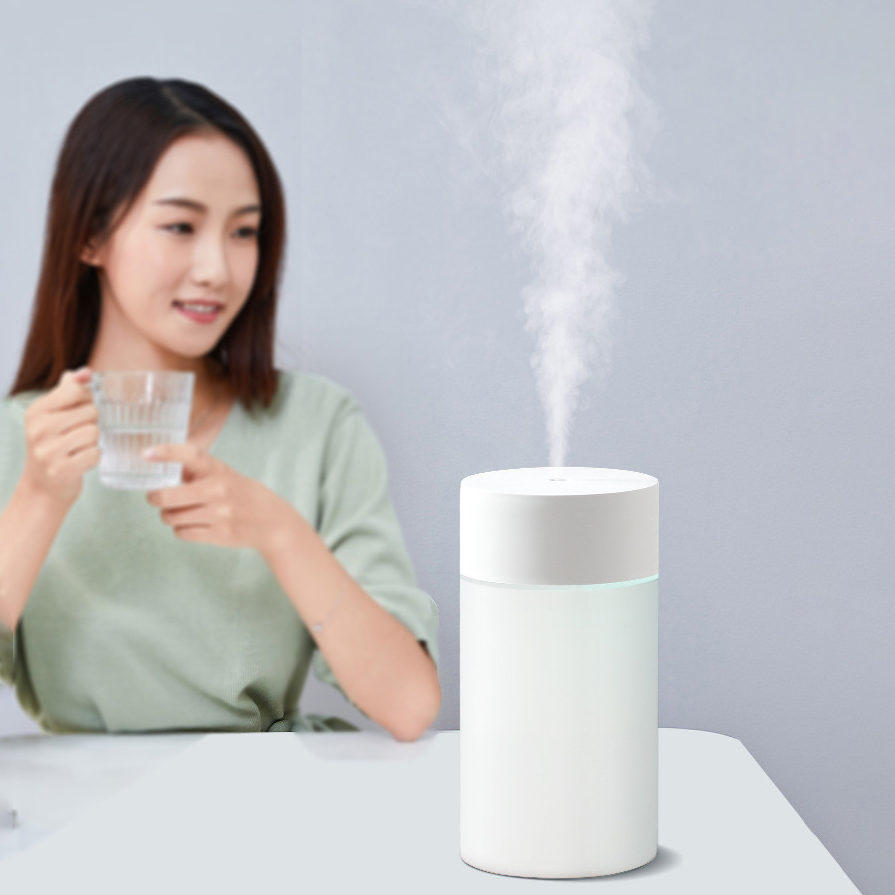 Máy tạo ẩm mini WZ01 cắm USB – nhỏ vừa lòng bàn tay, đặt bàn làm việc, ô tô