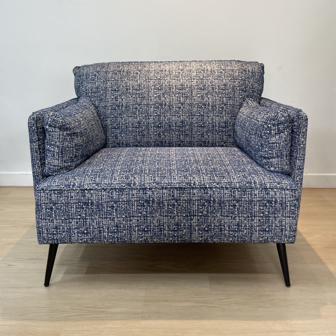 OUTLET - GHẾ TƯỚC LAM