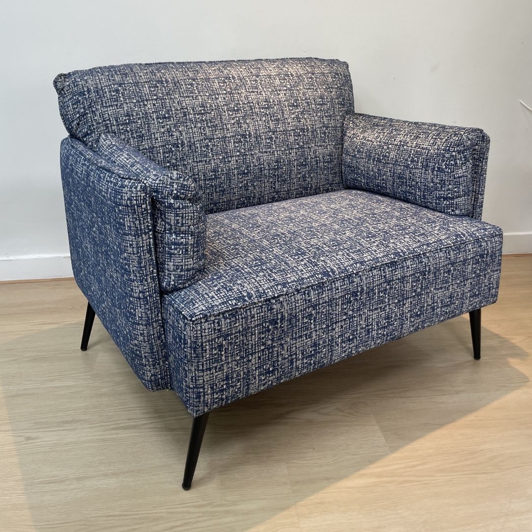 OUTLET - GHẾ TƯỚC LAM