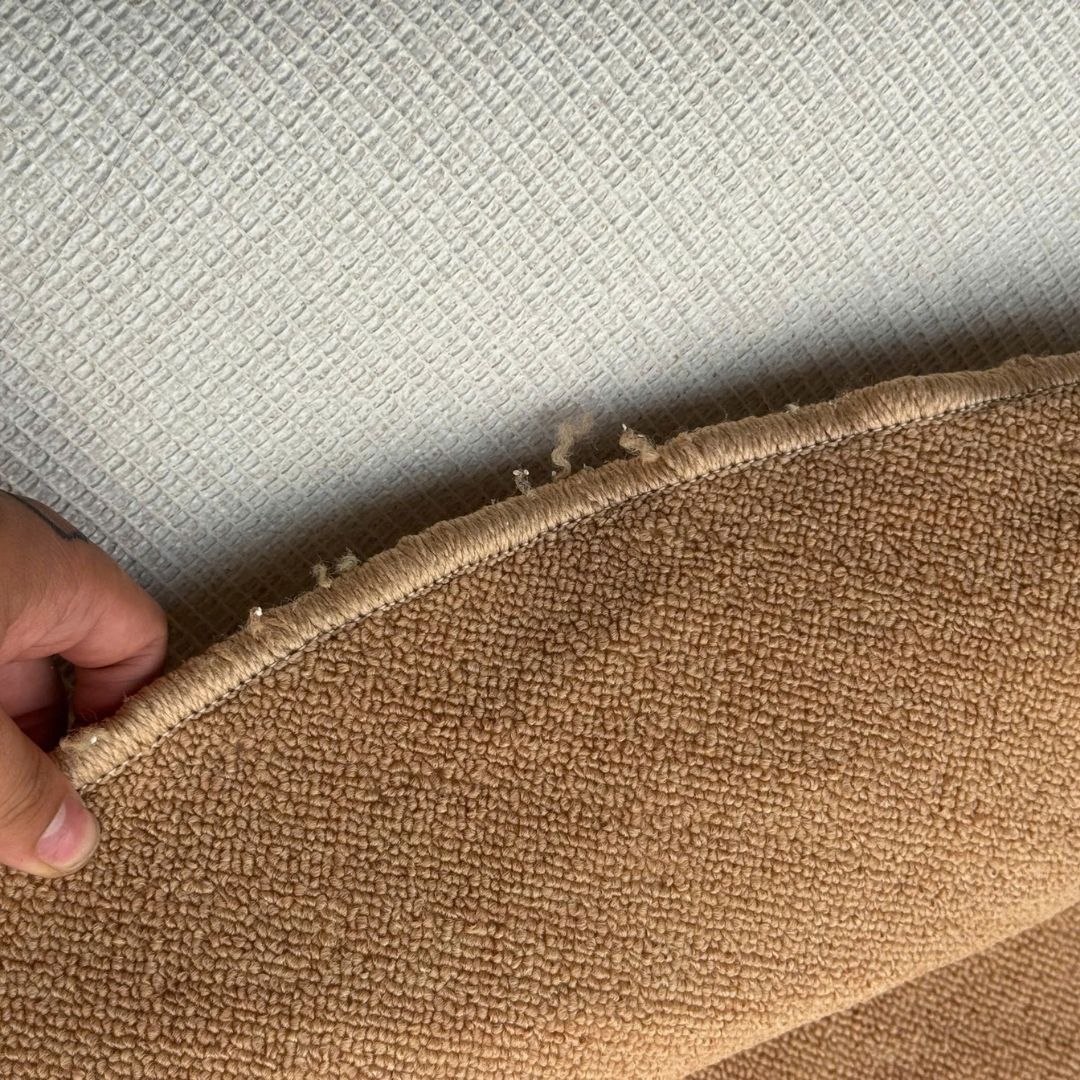 THANH LÝ- THẢM GAI ÊM - KEM - 1M6X2M3