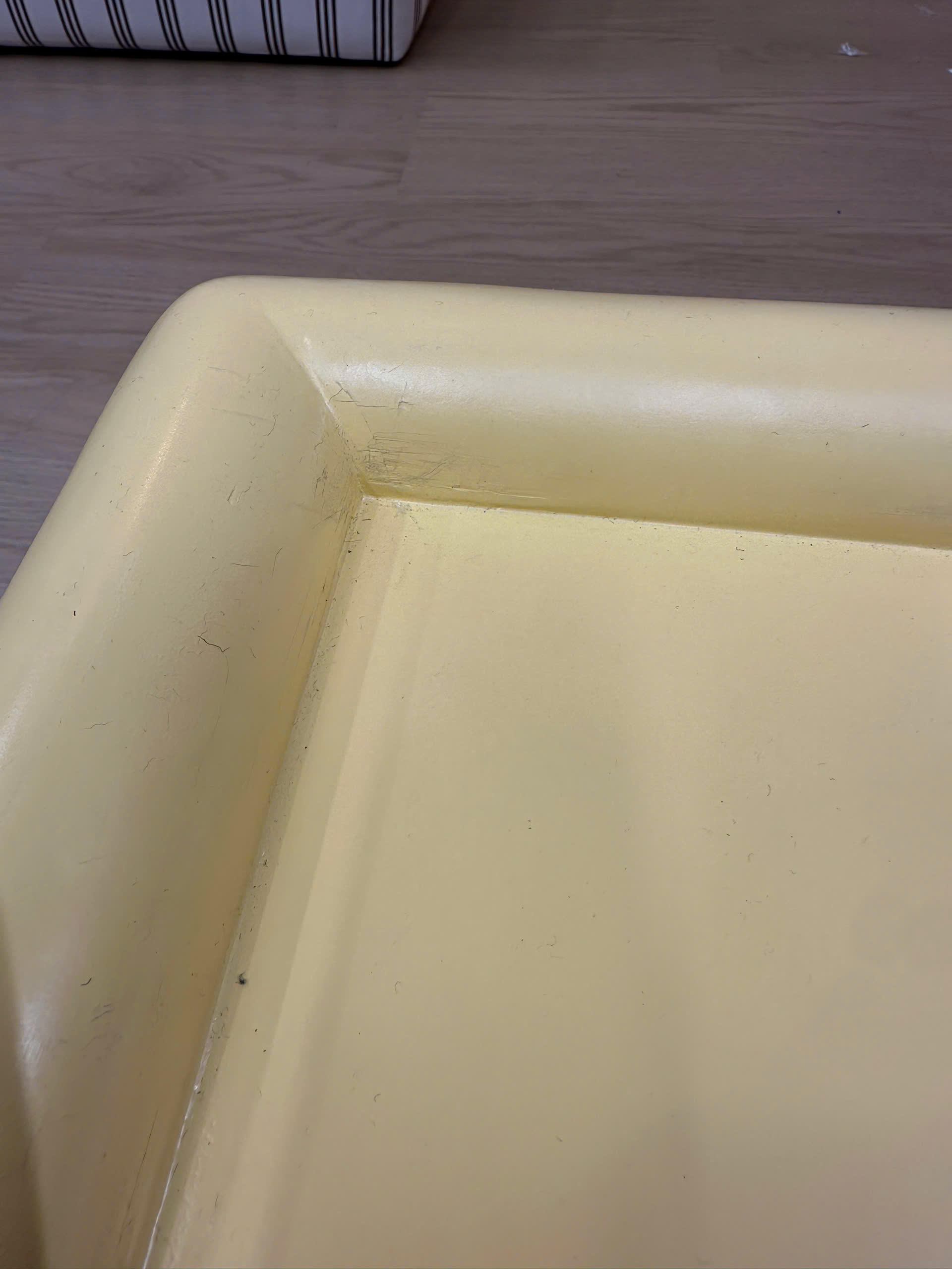 THANH LÝ- BÀN VIÊN NGỌT