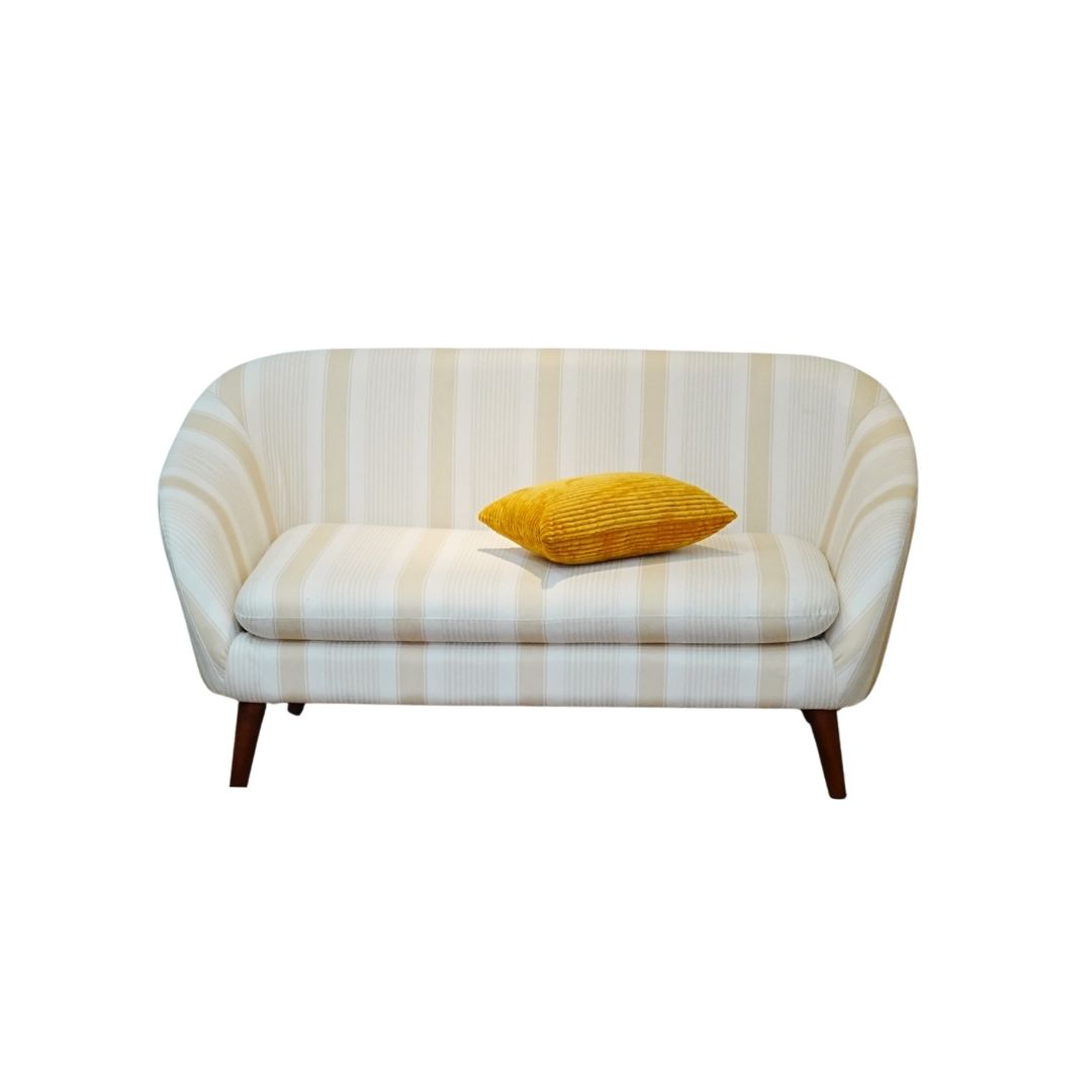 SOFA TÍ TI