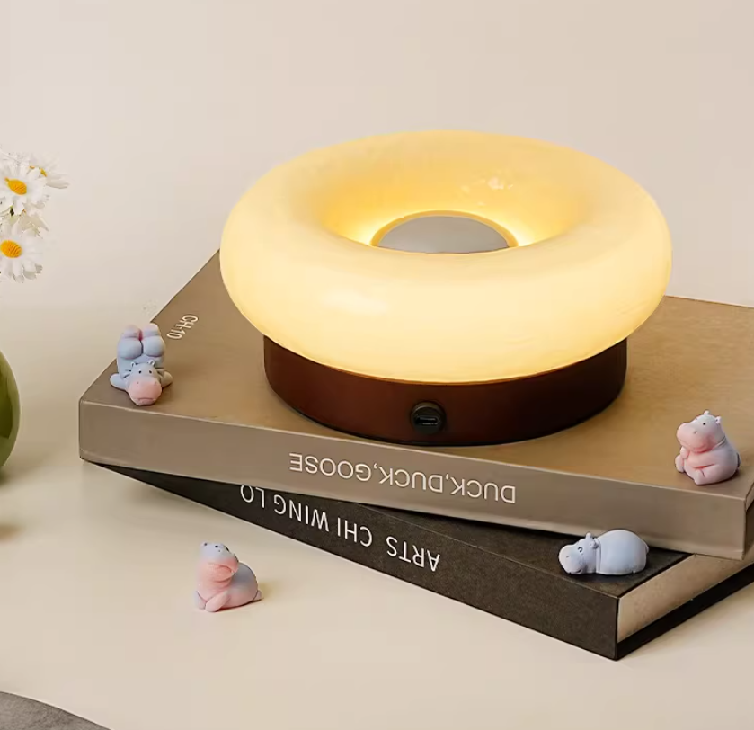 ĐÈN BÀN BÁNH VÒNG