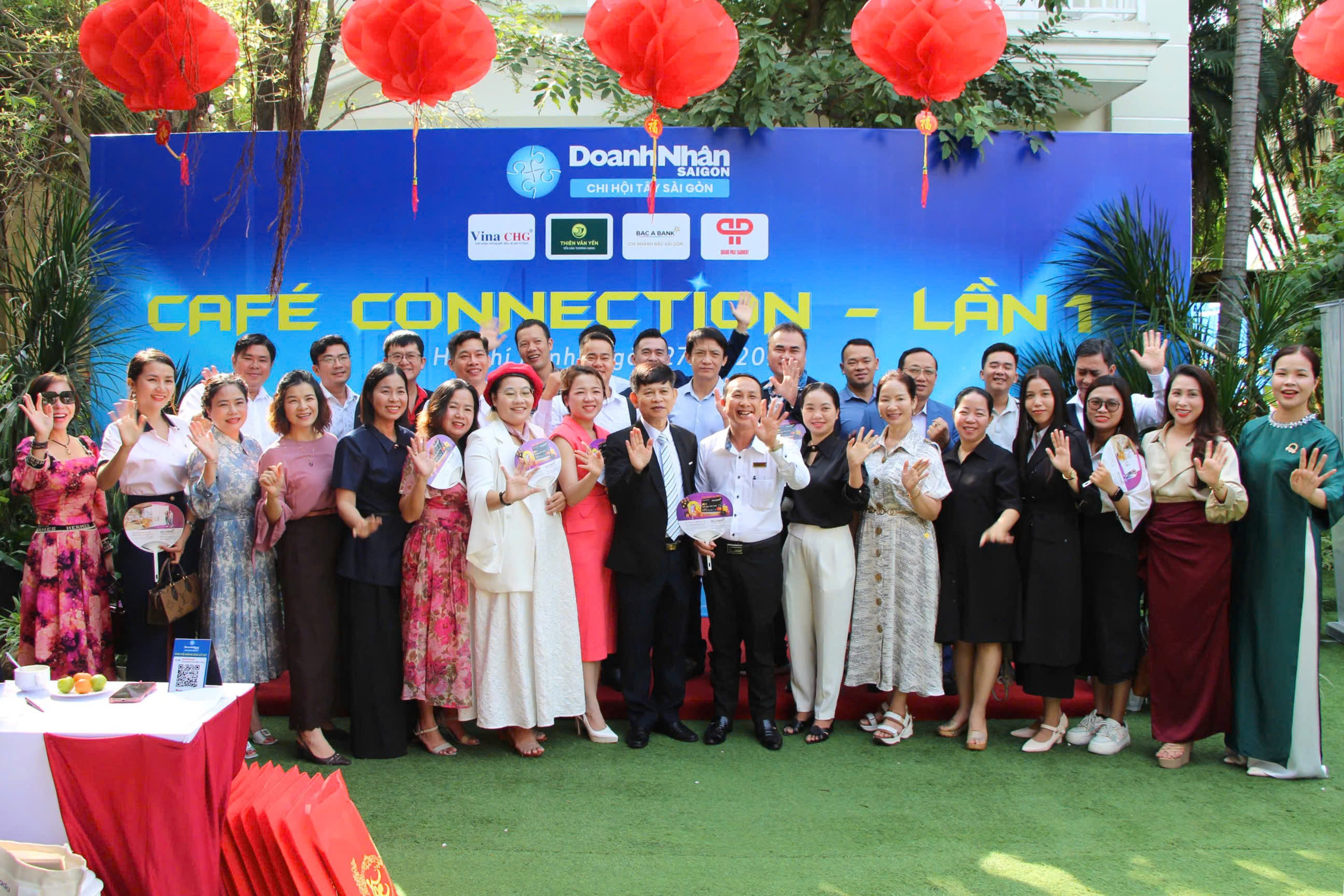 Tổ Yến Chưng Thiên Vân Yến - Dấu Ấn Chất Lượng Tại Sự Kiện Café Connection