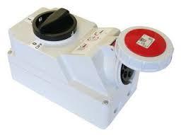 F75252-6 Ổ cắm công nghiệp PCE kèm công tắc kín nước IP67