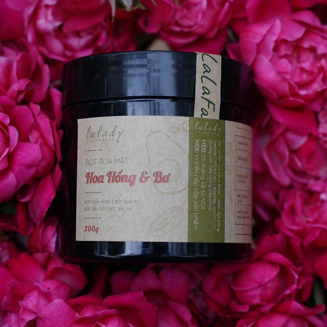 BỘT RỬA MẶT HOA HỒNG