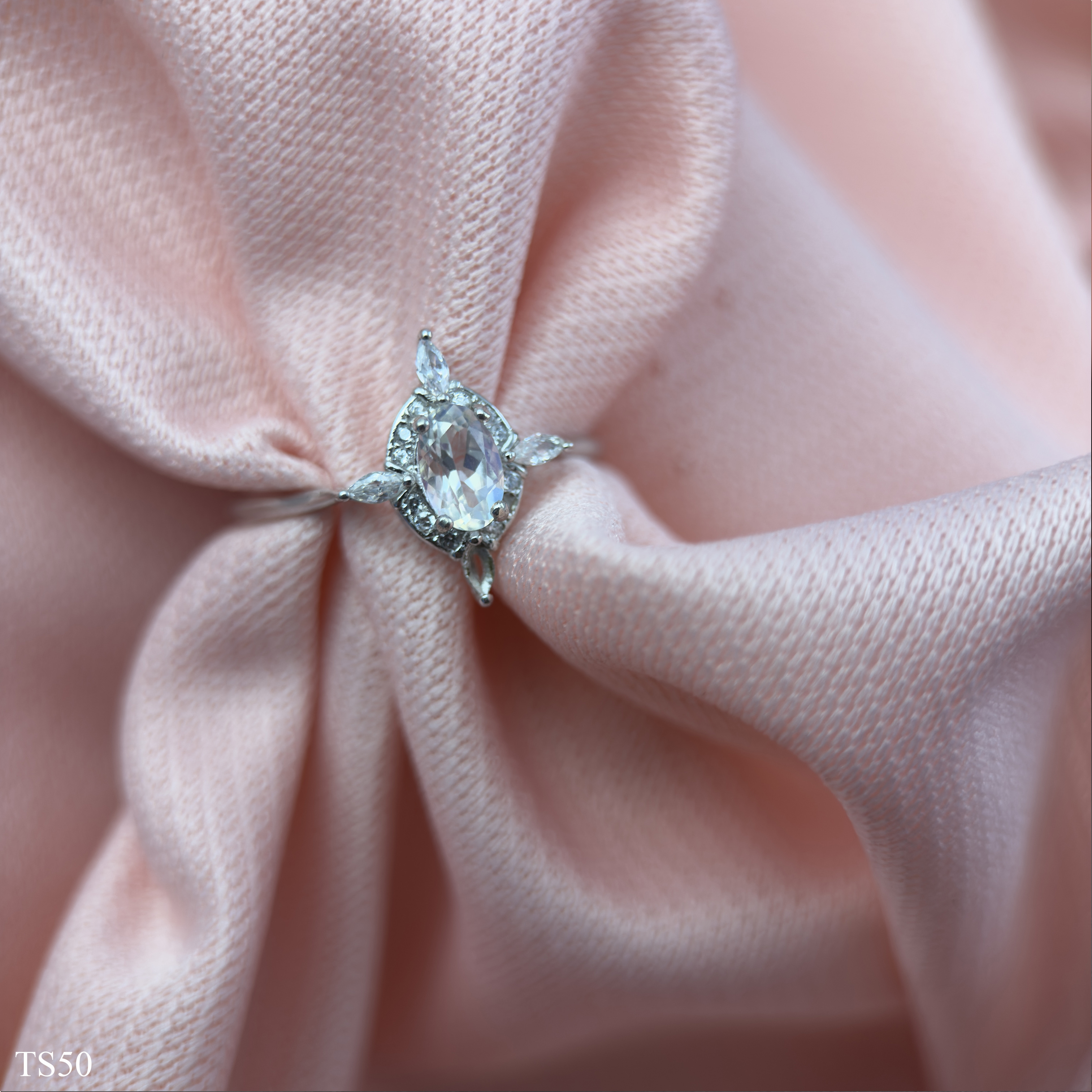 Nhẫn Nữ Bạc 925 Freesize Đá Mặt Trăng Moonstone Bản Giới Hạn