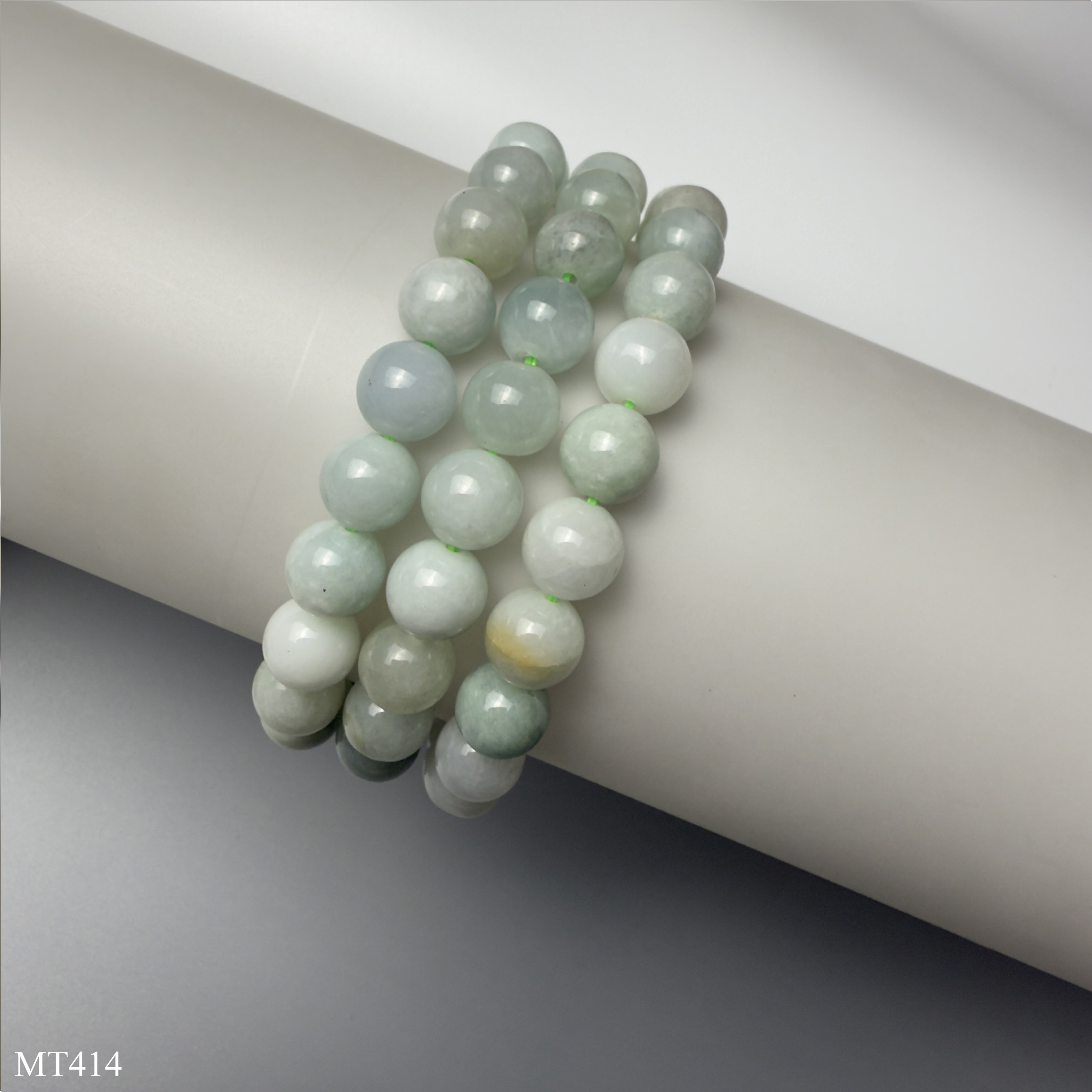 Vòng Ngọc Cẩm Thạch Jadeite 8mm Tự Nhiên