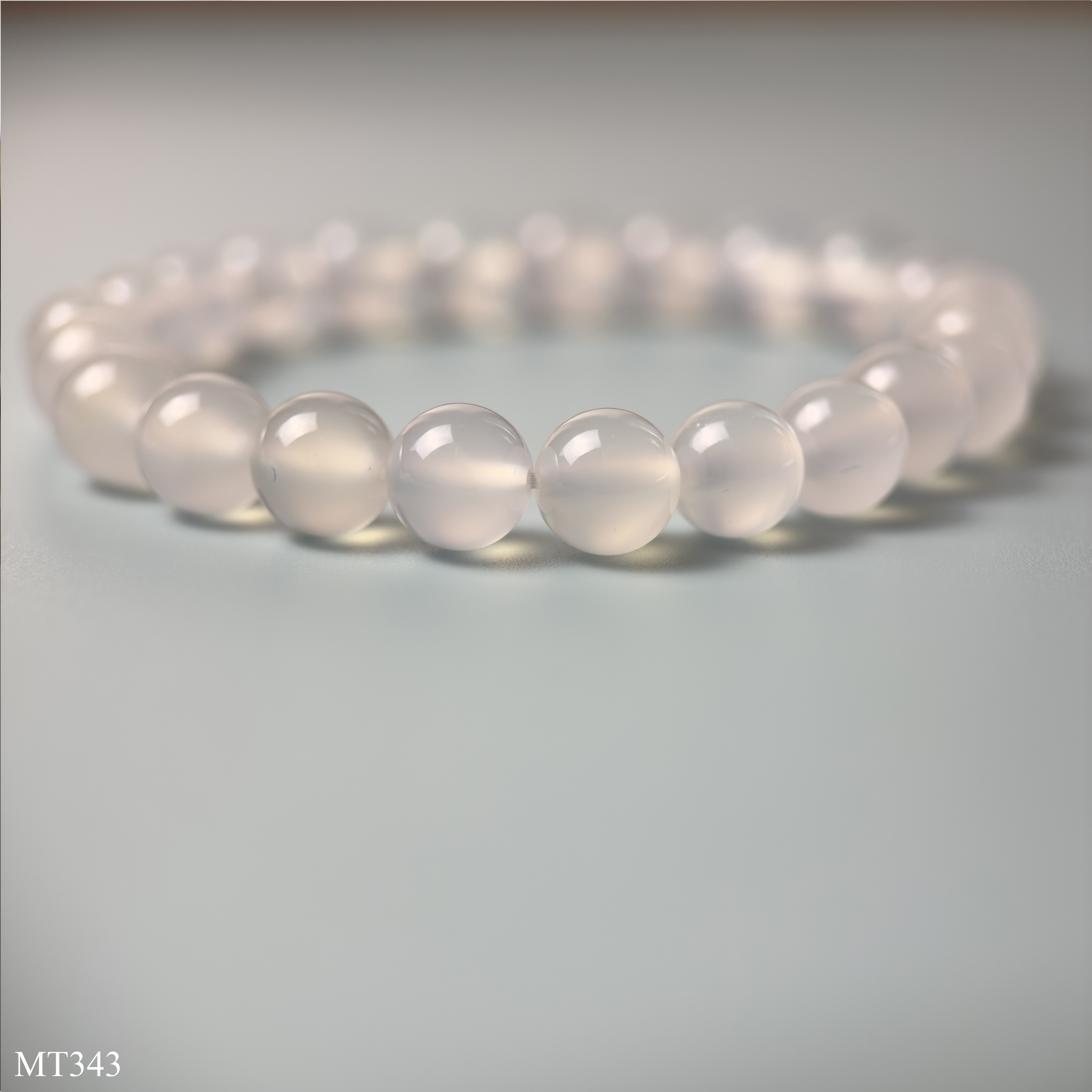 Vòng Mã Não Trắng Size 8ly – Đá Tự Nhiên Mang Lại Bình An và May Mắn