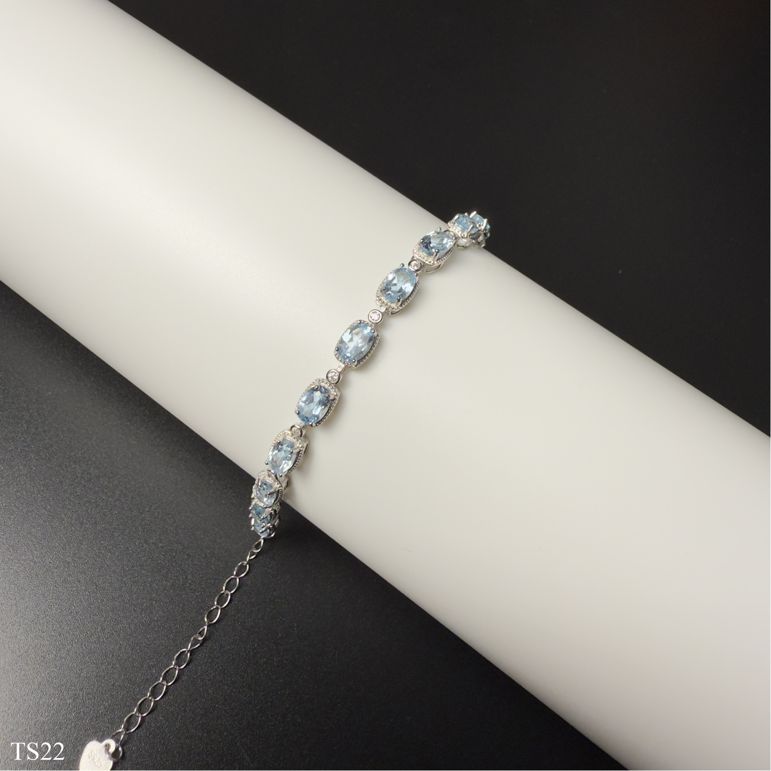 Lắc bạc nữ 925 đính đá Topaz xanh tự nhiên cao cấp