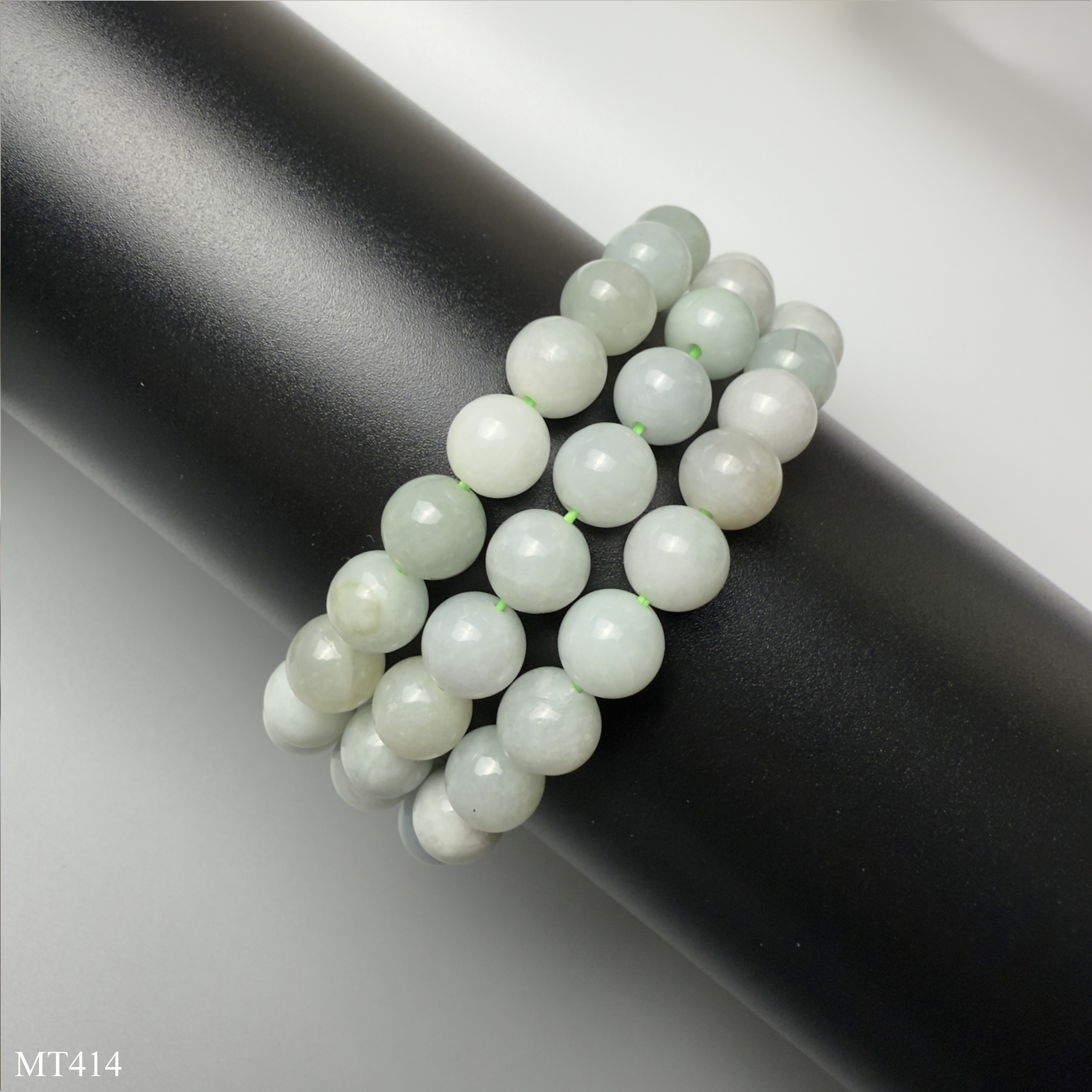 Vòng Ngọc Cẩm Thạch Jadeite 8mm Tự Nhiên