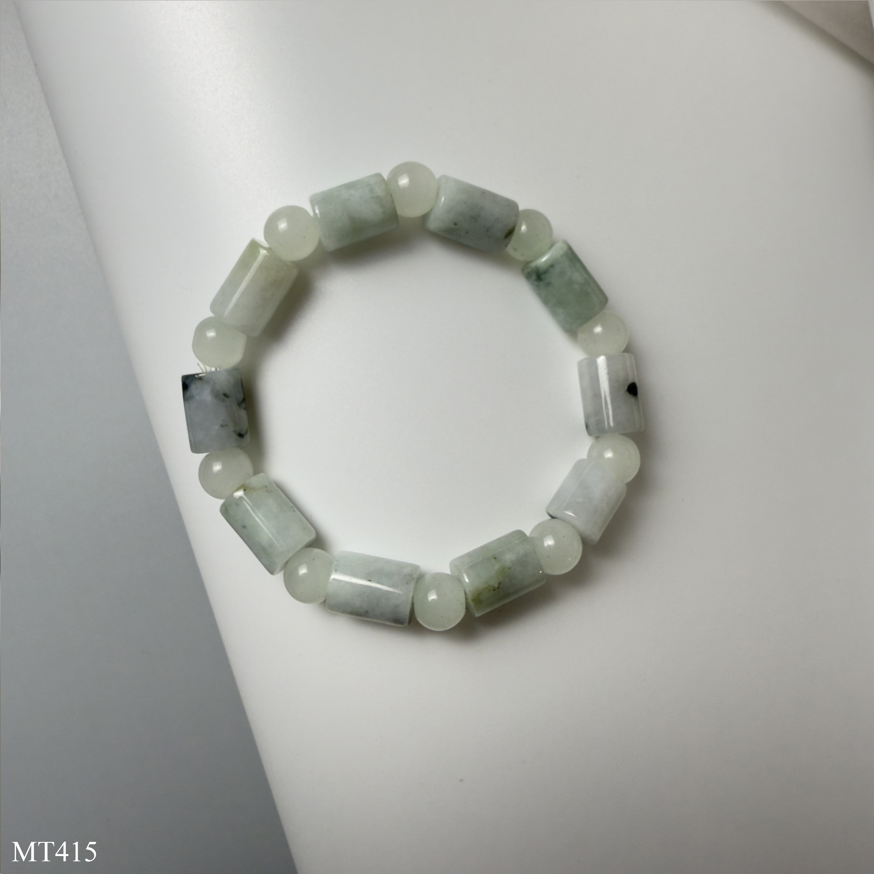 Vòng ngọc jadeite tự nhiên 10mm đốt trúc