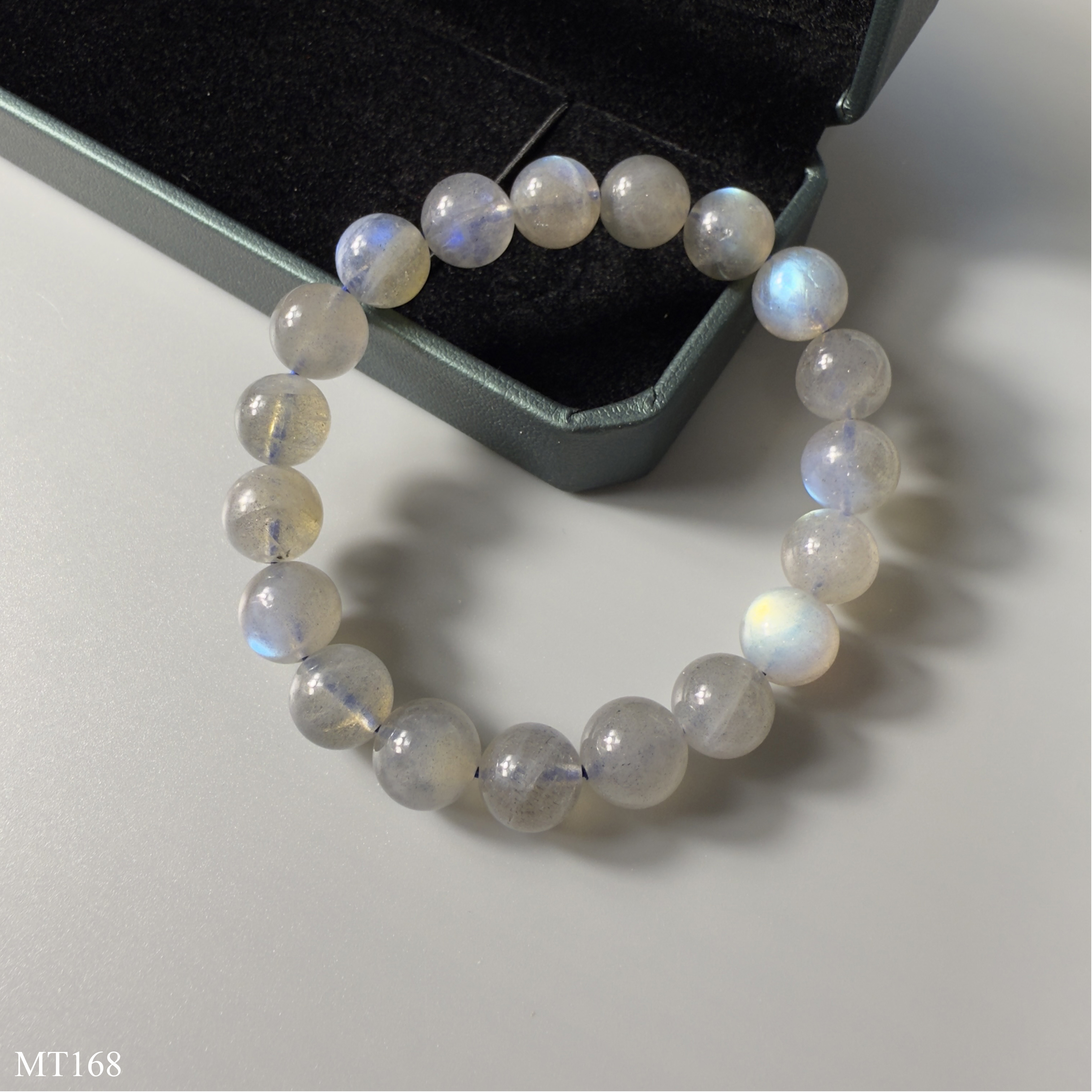 Vòng Tay Đá Xà Cừ Labradorite Tự Nhiên - Lửa Mạnh