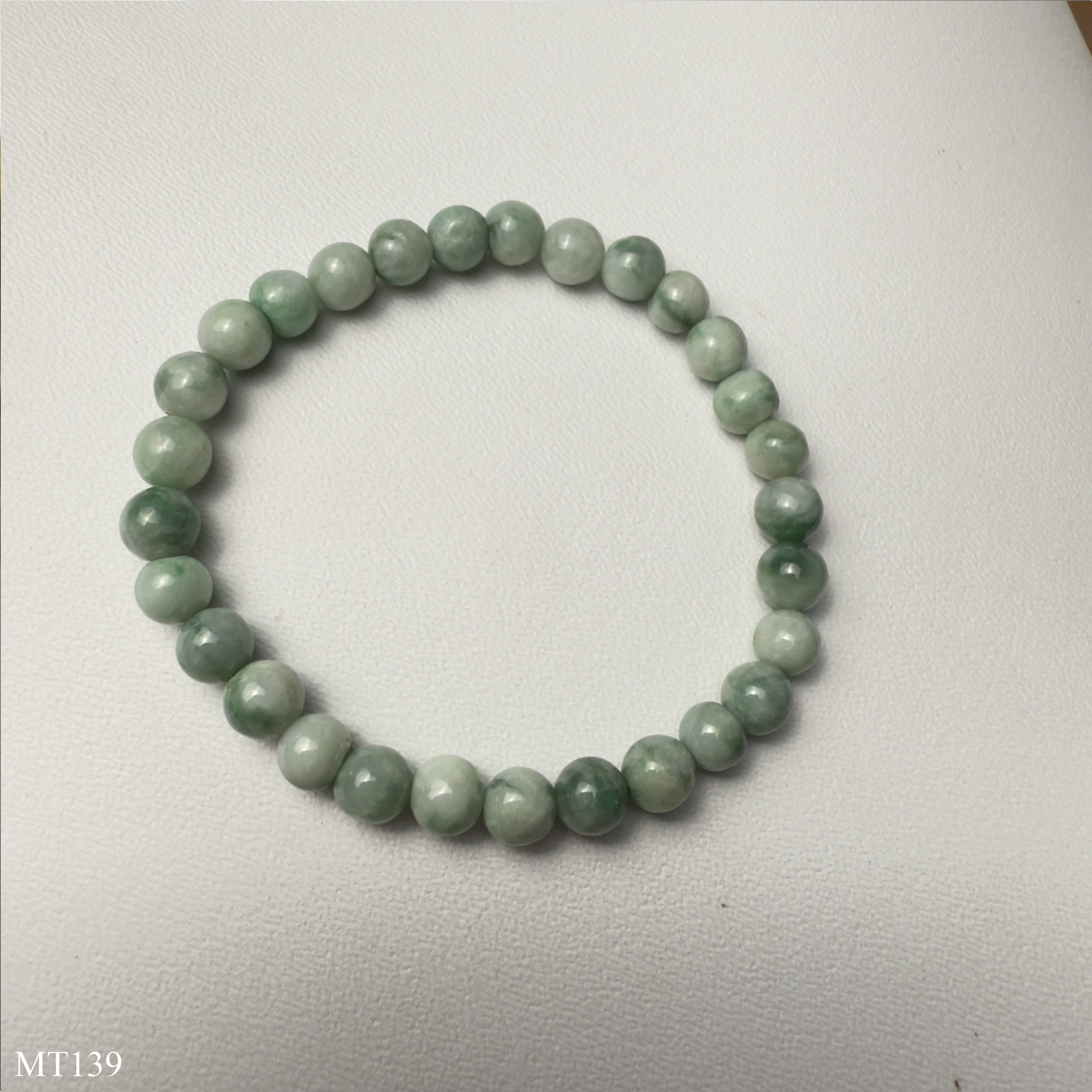 Vòng Ngọc Cẩm Thạch Jadeite 6mm Tự Nhiên