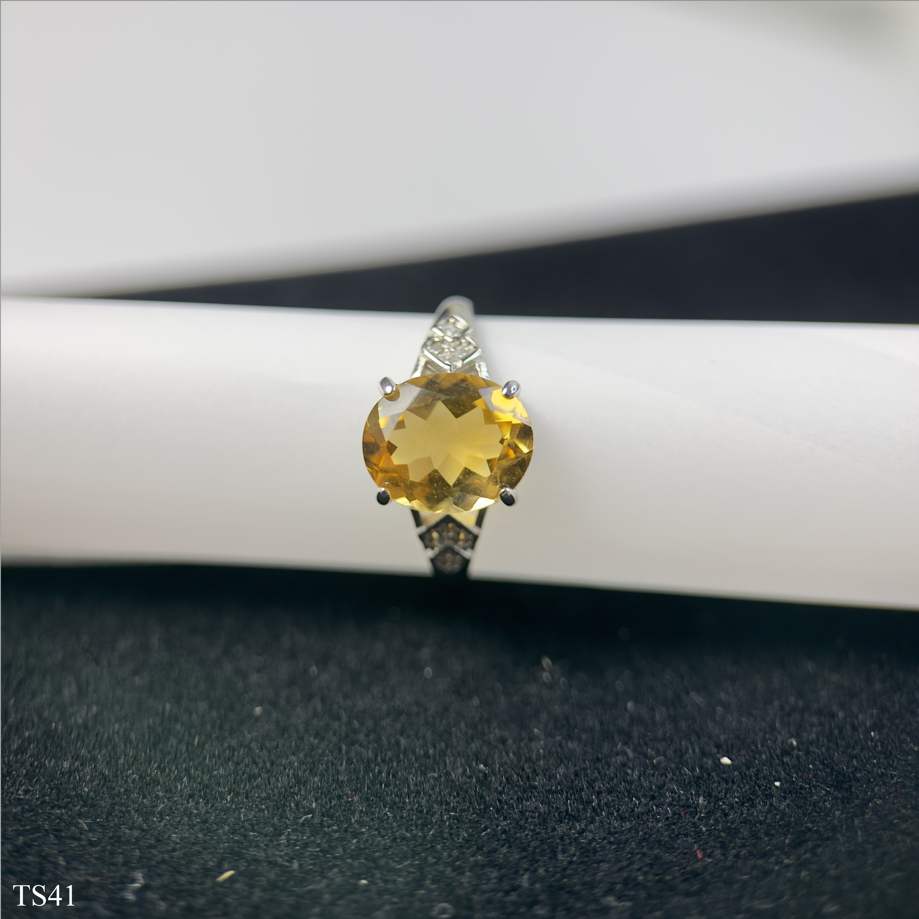 Nhẫn Nữ Bạc 925 Citrin Thạch Anh Vàng Tự Nhiên